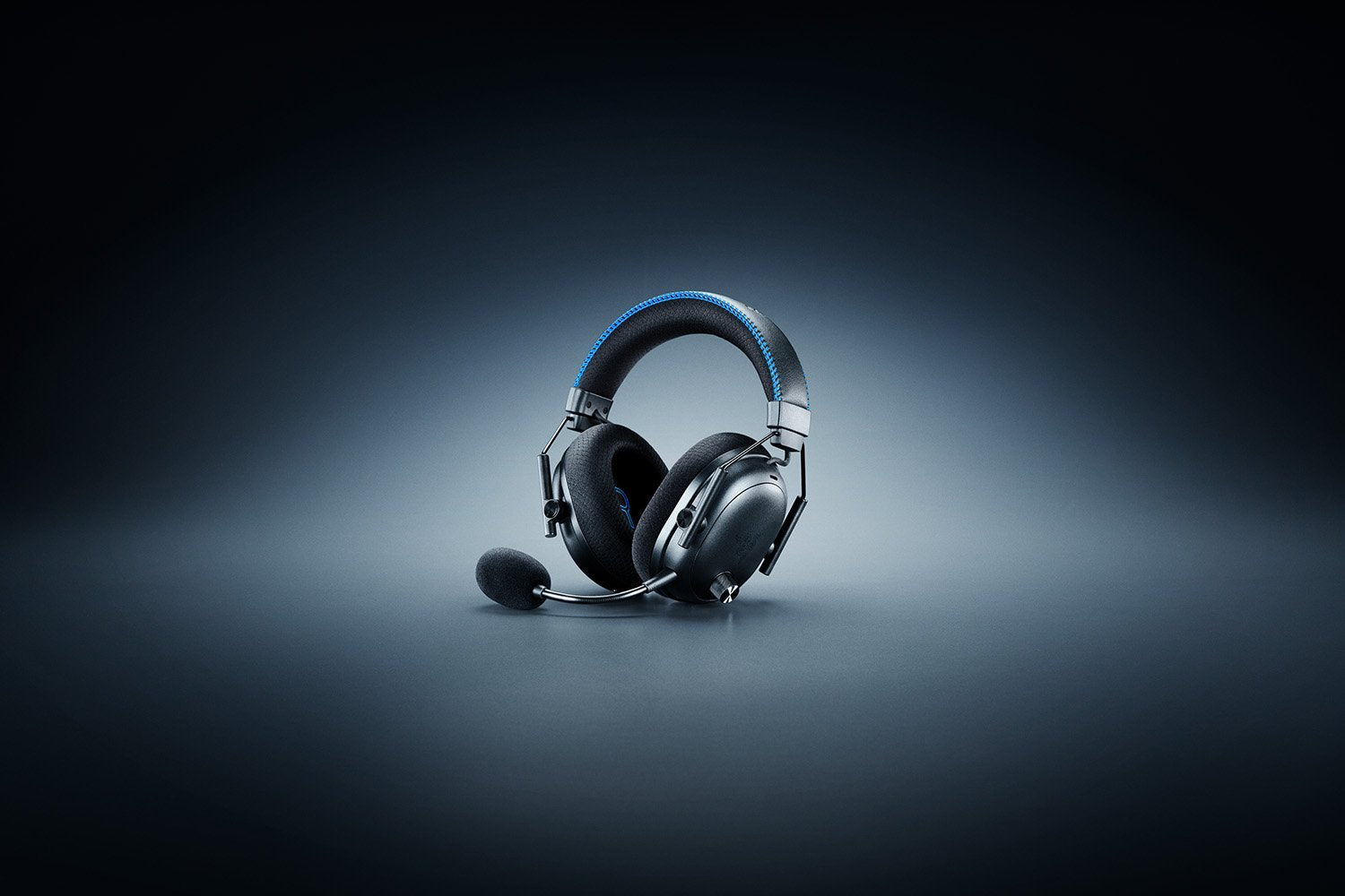 EAN 8887910061244 - Razer BlackShark V3 Pro Auriculares Inalámbrico y alámbrico Diadema Juego USB tipo A Bluetooth Negro imagen 1