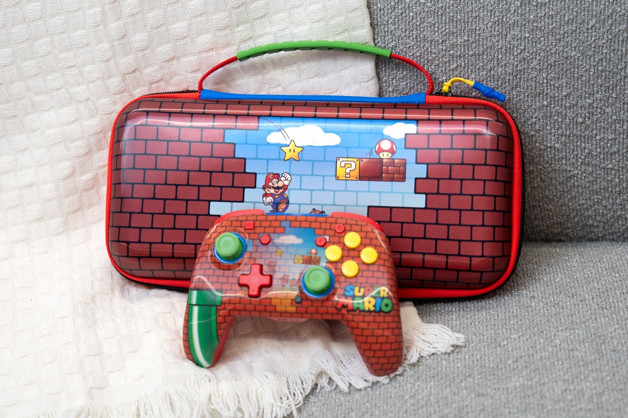 Turtle Beach Playtrek Funda De Viaje Mario Bricks - Switch 2