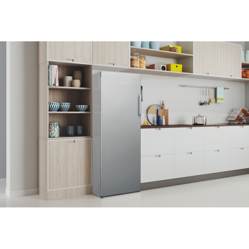 EAN 8050147673256 - Indesit UI6 2 S Congelador vertical Independiente 245 L Plata imagen 4
