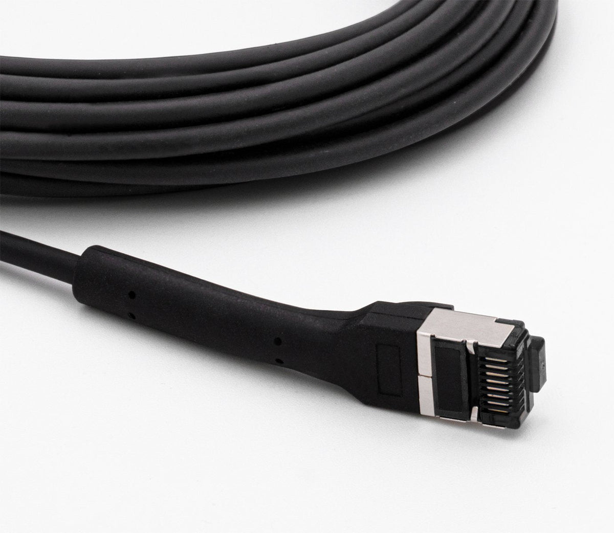 Western 8 8-Conector Macho (Rj45) - Western 8 8-Conector Macho (Rj45), Para 25 Gbase 40 Gbase Aplicaciones, Bandbreite Hasta 2 Ghz, 30 Awg, Cu, 2,0 M