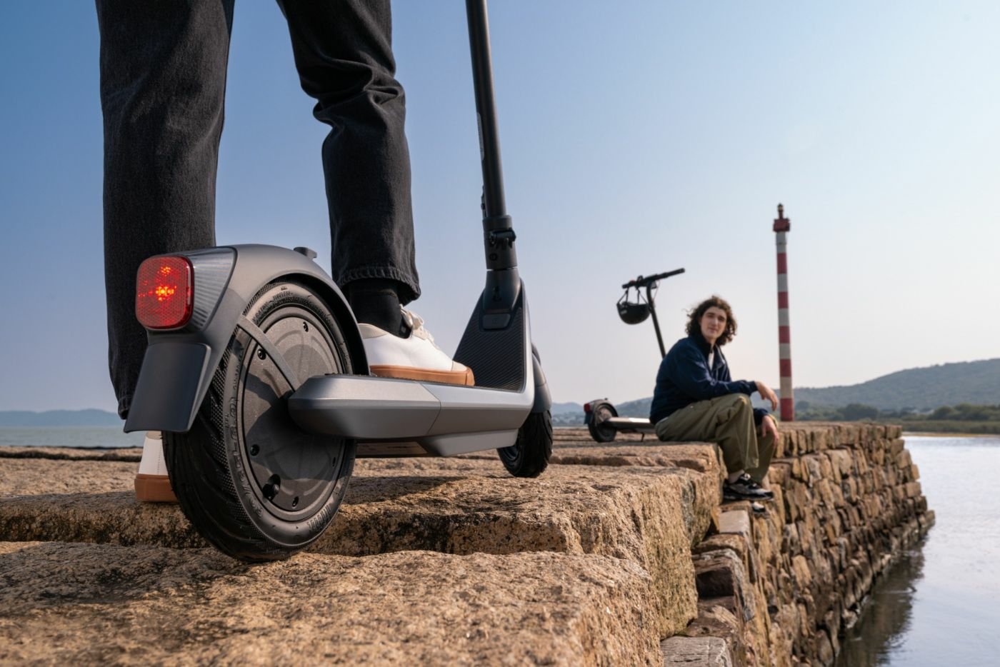 EAN 8720254406756 - Ninebot by Segway E2 Pro Gris 20 kmh imagen 6
