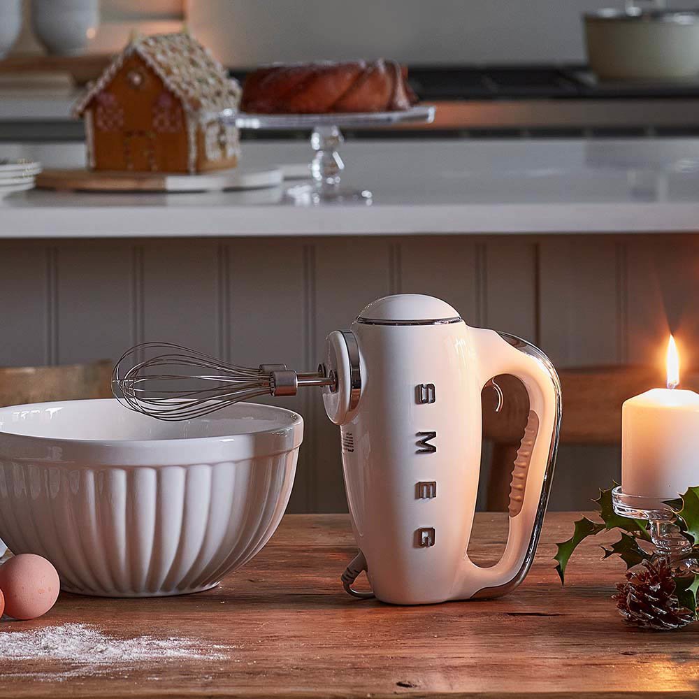 Batidora De Mano Meg 50''S Style Crema Plata