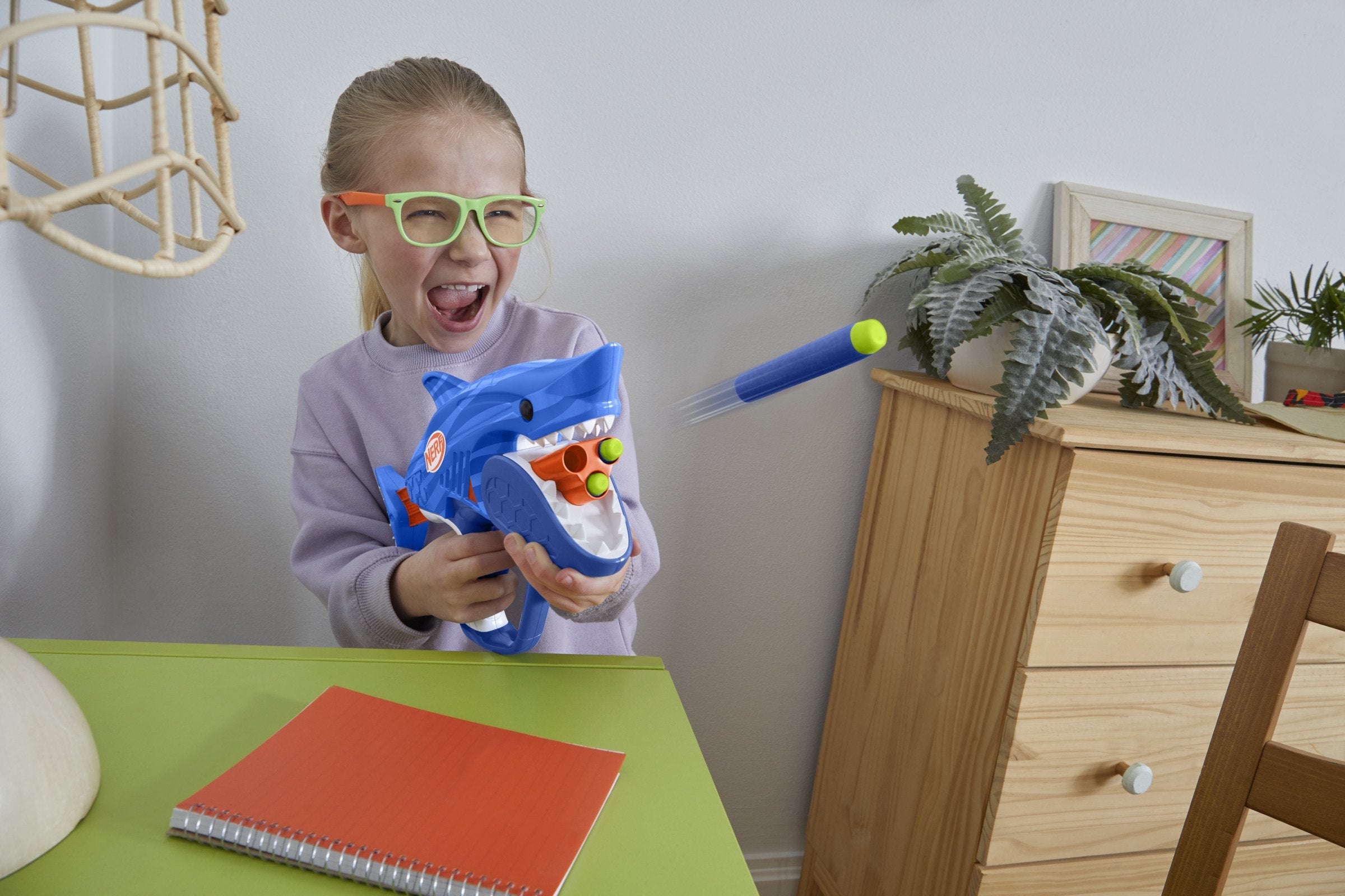 Hasbro Nerf Jr Wild Sharkfire, Pistola Nerf F8645eu4