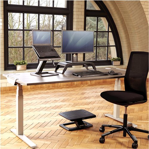 Fellowes Hana Soporte Para Portatil - Sistema De Muelle A Gas - Inclinacion Maxima 95º - 4 Puertos Usb - Base De Aluminio Y Plataforma De Madera - Hasta 29 Pulgadas - Color Negro