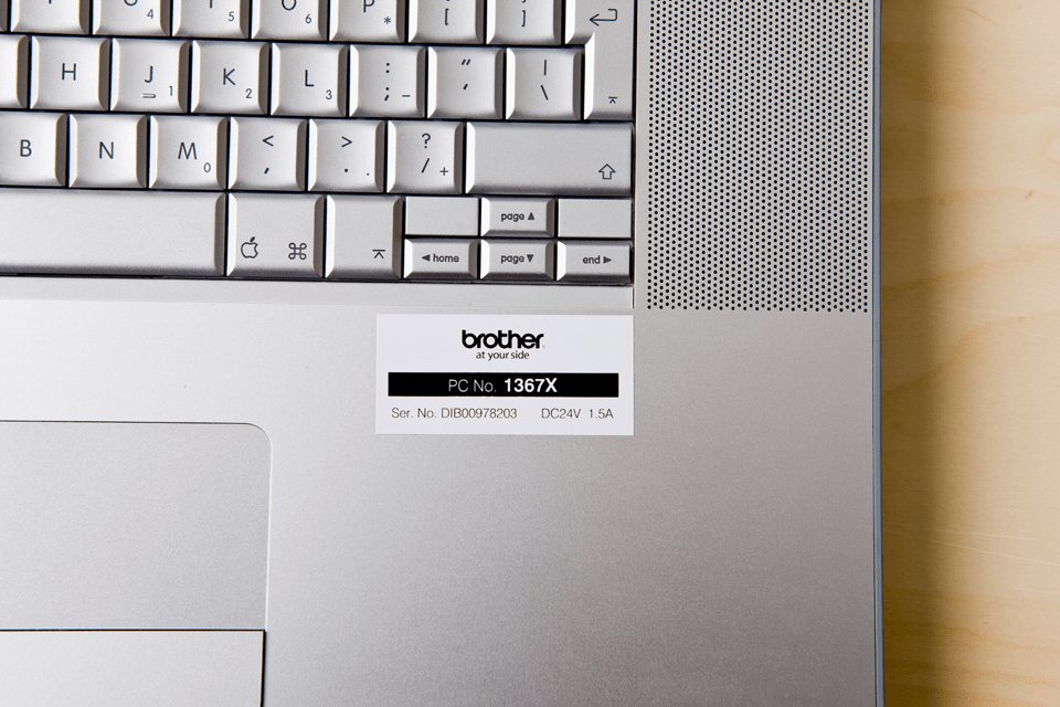 EAN 0012502625780 - Brother TZE-251 cinta para impresora de etiquetas Negro sobre blanco imagen 2