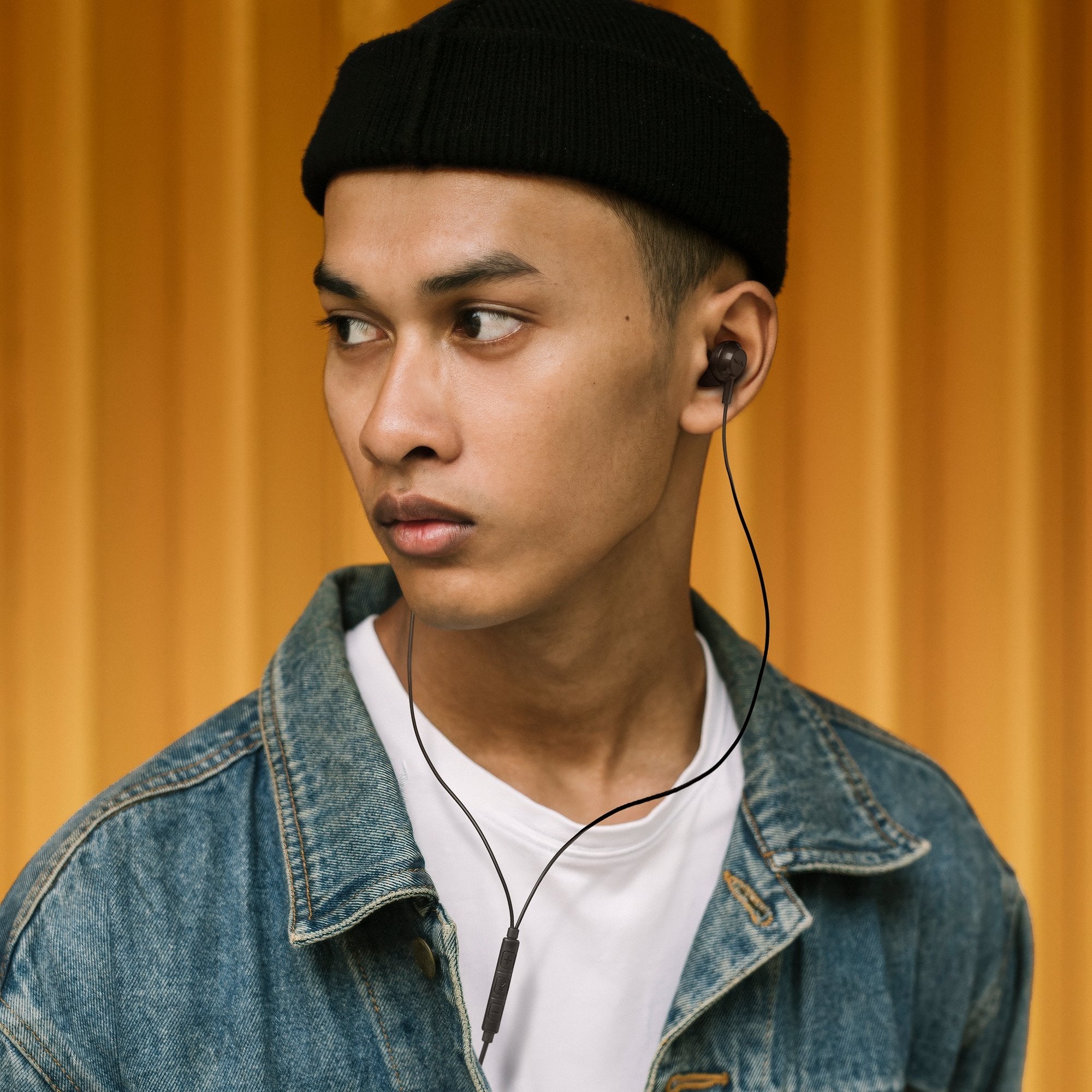 Auriculares Intrauditivos Ngs Cross Drift Con Micrófono Jack 3.5 Blancos