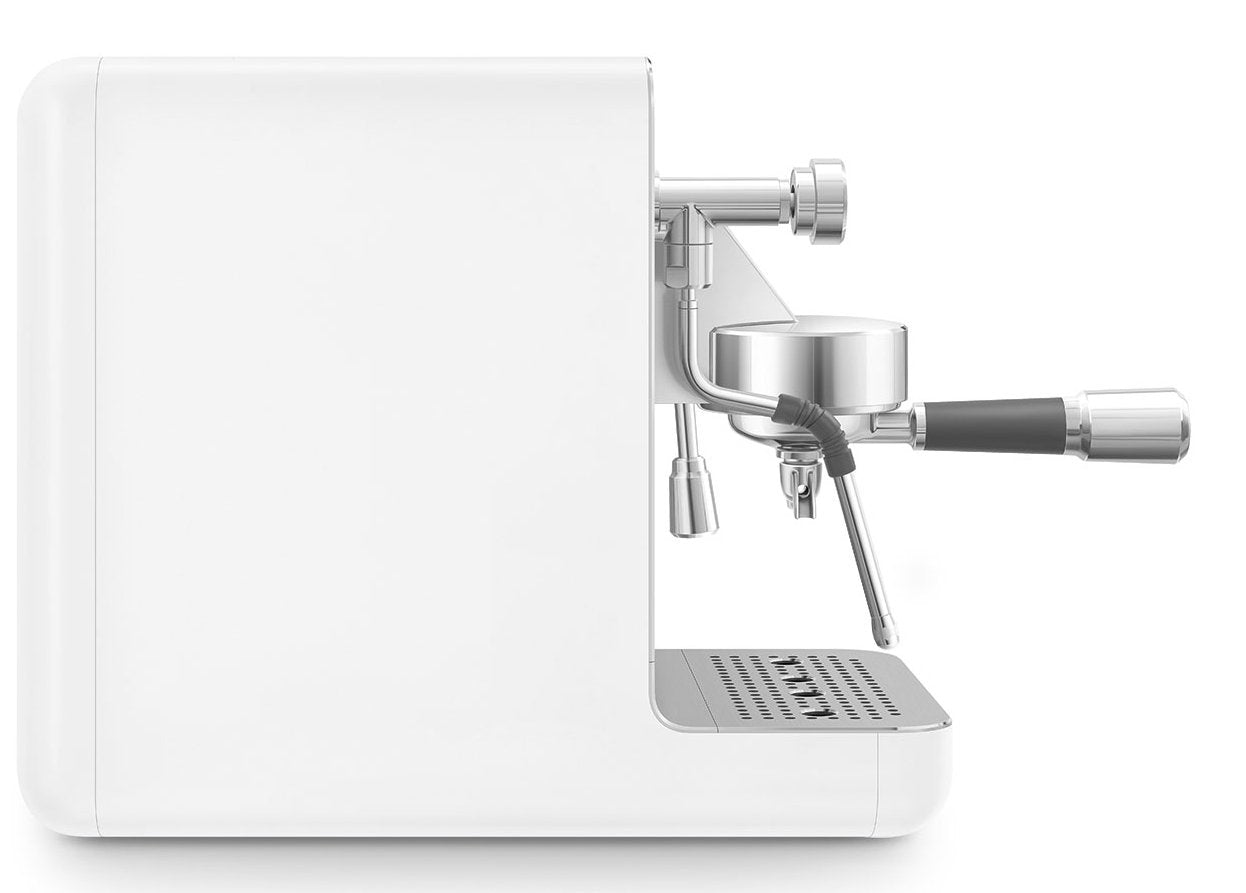 EAN 8017709347017 - Smeg EMC02WHMEU cafetera eléctrica Manual Máquina espresso 1,7 L imagen 2