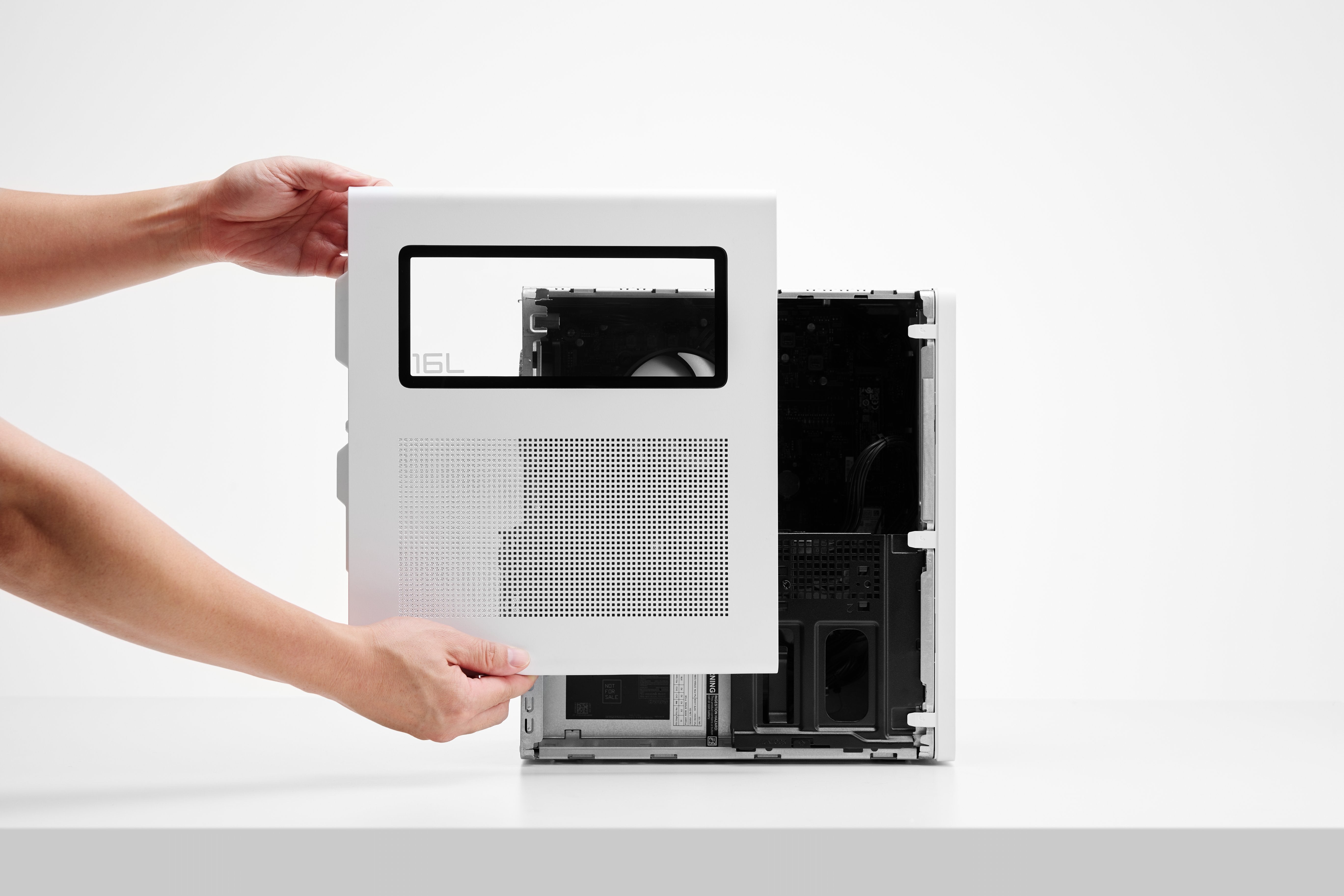 EAN 199485213897 - HP OMEN 16L TG03-0094ns Intel Core Ultra 5 225F 32 GB DDR5-SDRAM 1 TB SSD NVIDIA GeForce RTX 5060 FreeDOS imagen 11