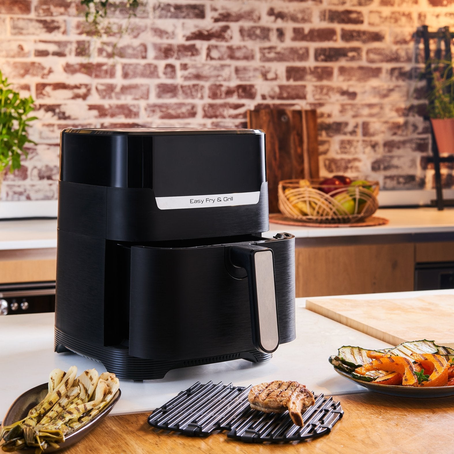 EAN 3045380020757 - Tefal Easy Fry & Grill EY5058 Sencillo 4,2 L Independiente 1550 W Freidora de aire caliente Negro imagen 12