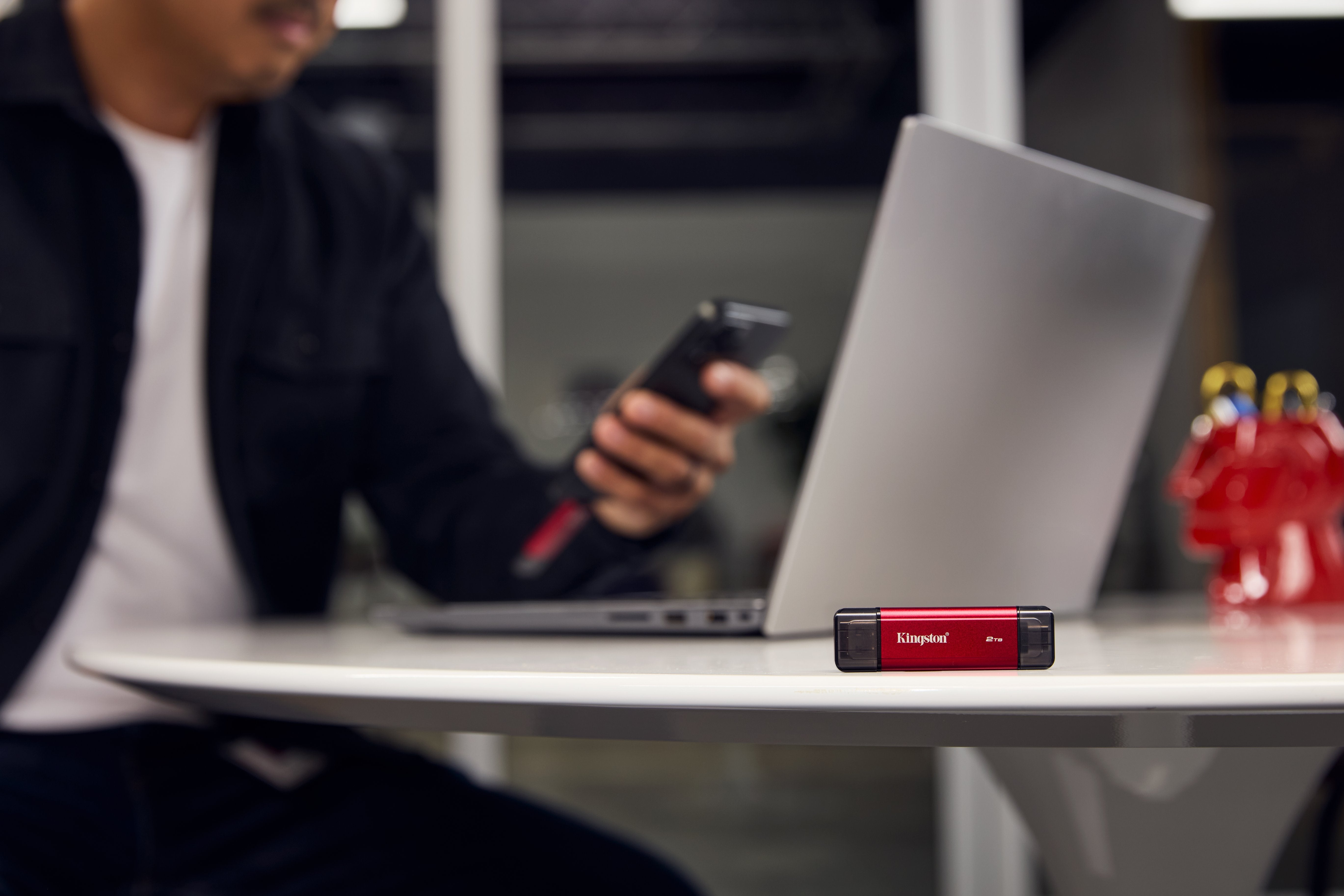 EAN 0740617352214 - Kingston Technology Dual Portable USB Type-A / USB Type-C 3.2 Gen 2 (3.1 Gen 2) Negro, Rojo imagen 9