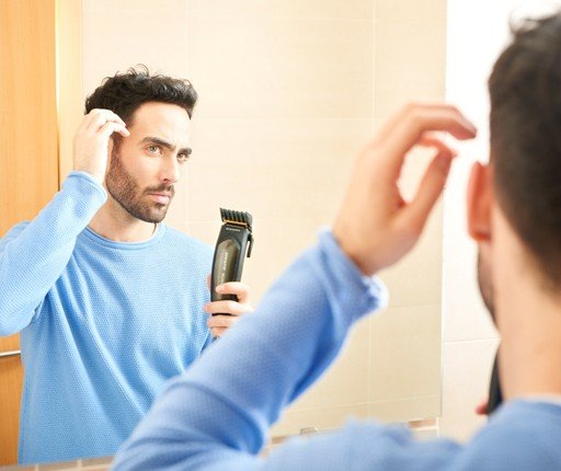 Cortapelos Taurus Mithos Avant Motor 3000rpm 10 Alturas De Corte 4 Peines Guía Palanca Elevadora 2 Posiciones Uso Con Cable