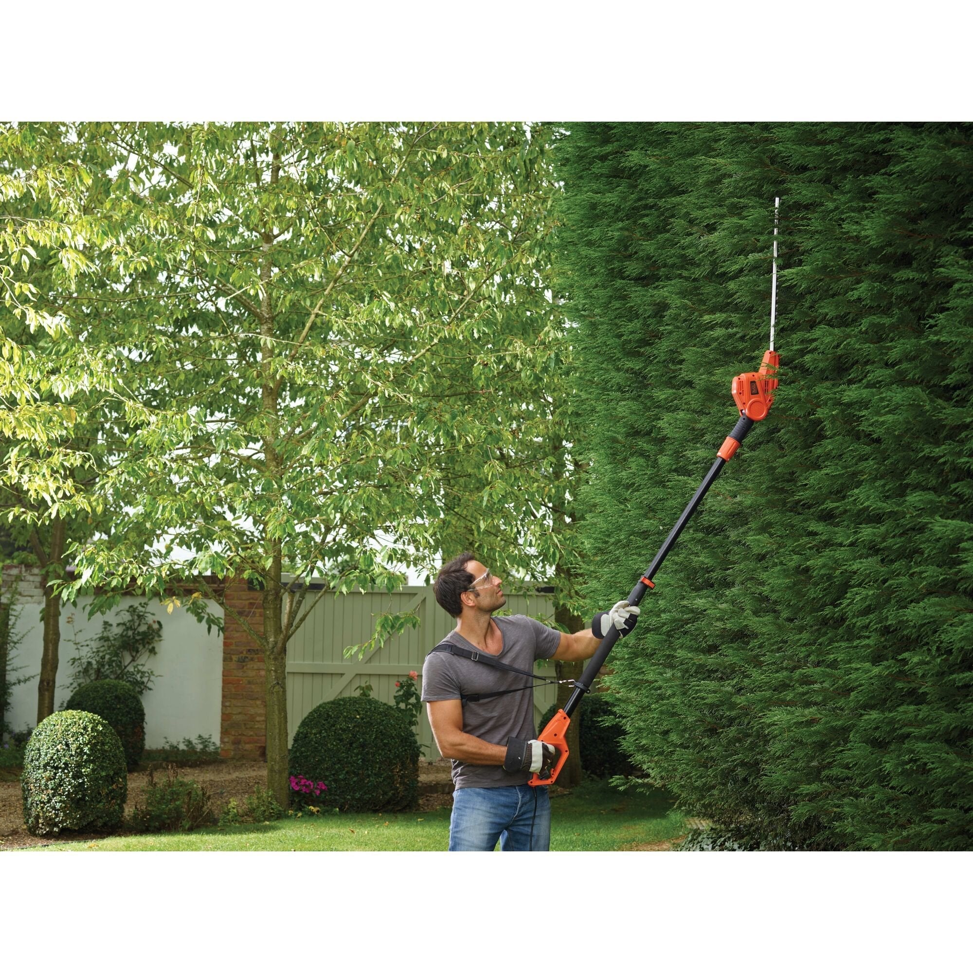 Black+Decker Cortasetos Eléctrico De Pértiga Ph5551-Qs