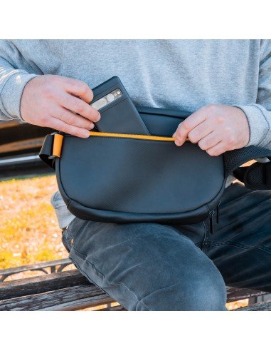 Mochila Led Woxter Loy-Evil Eye 6l Pantalla Led Personalizable