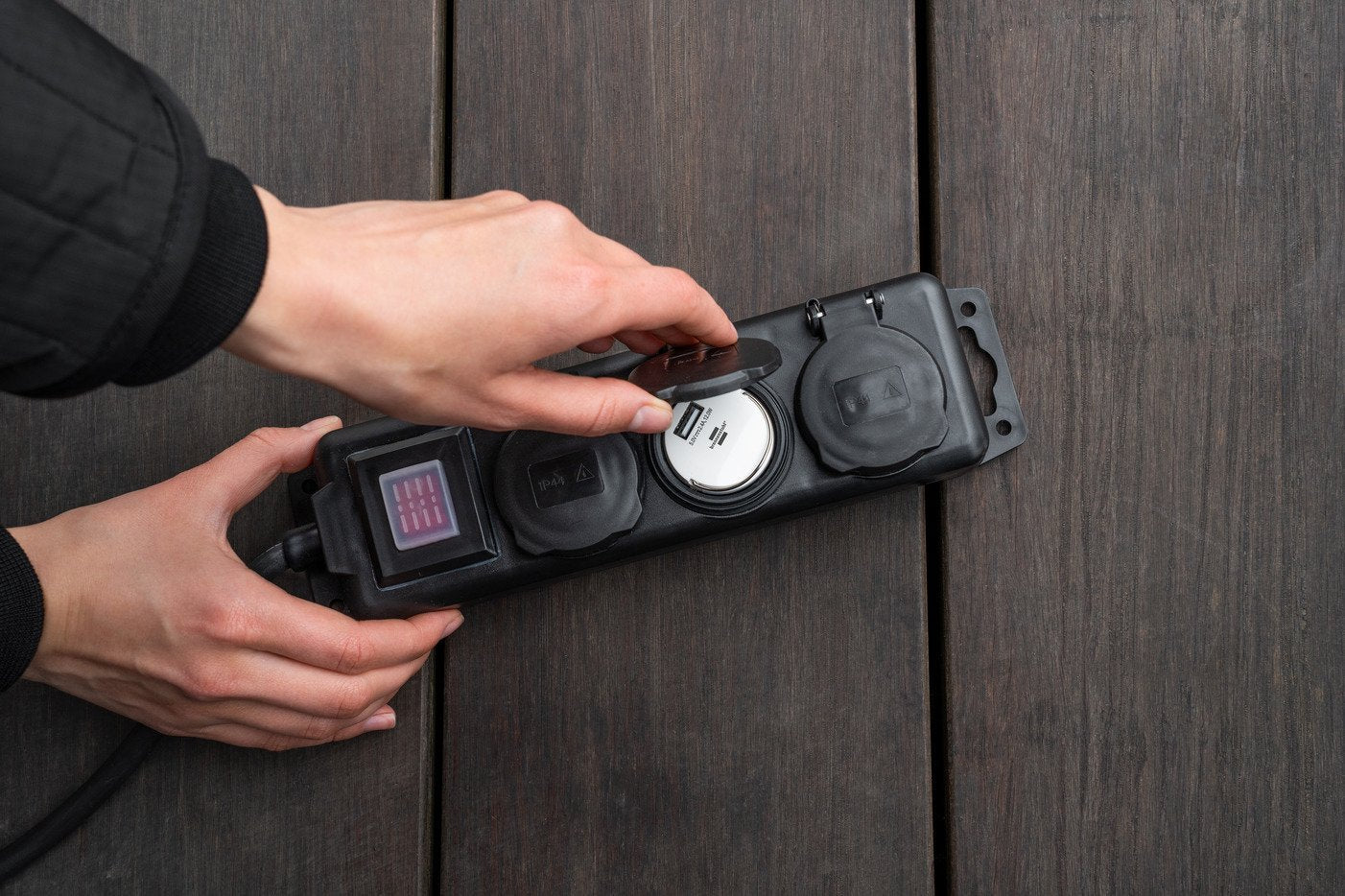 EAN 4007123680917 - Brennenstuhl 1508110 toma de corriente USB Blanco imagen 4