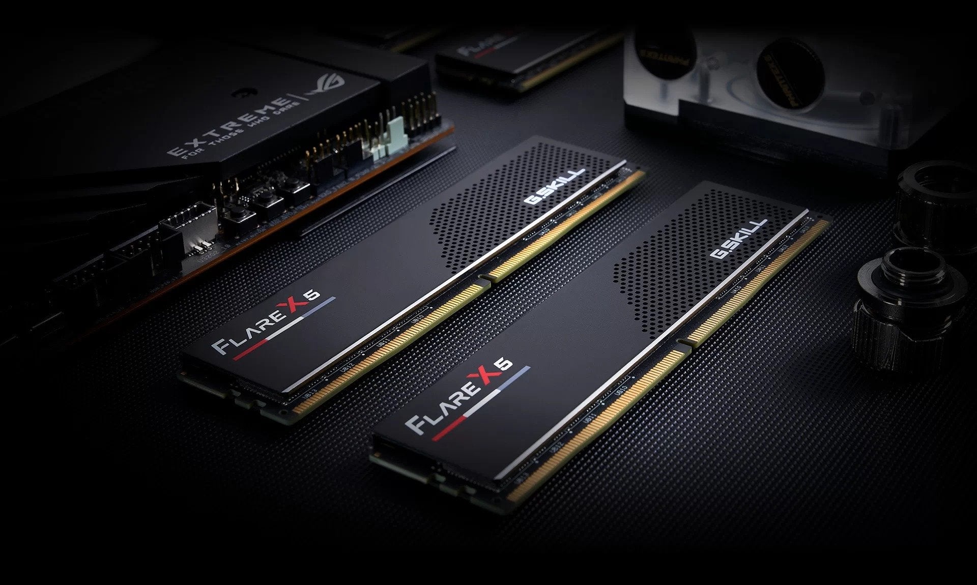 EAN 4711549510511 - G.Skill Flare X5 F5-6000J3444F64GX2-FX5 módulo de memoria 128 GB 2 x 64 GB DDR5 5600 MT/s 288-pin DIMM imagen 6