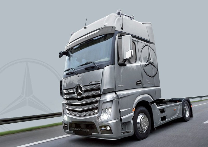 EAN 8001283039055 - Italeri Mercedes Benz Actros MP4 Gigaspace Modelo a escala de camión/tráiler Kit de montaje 1:24 imagen 2