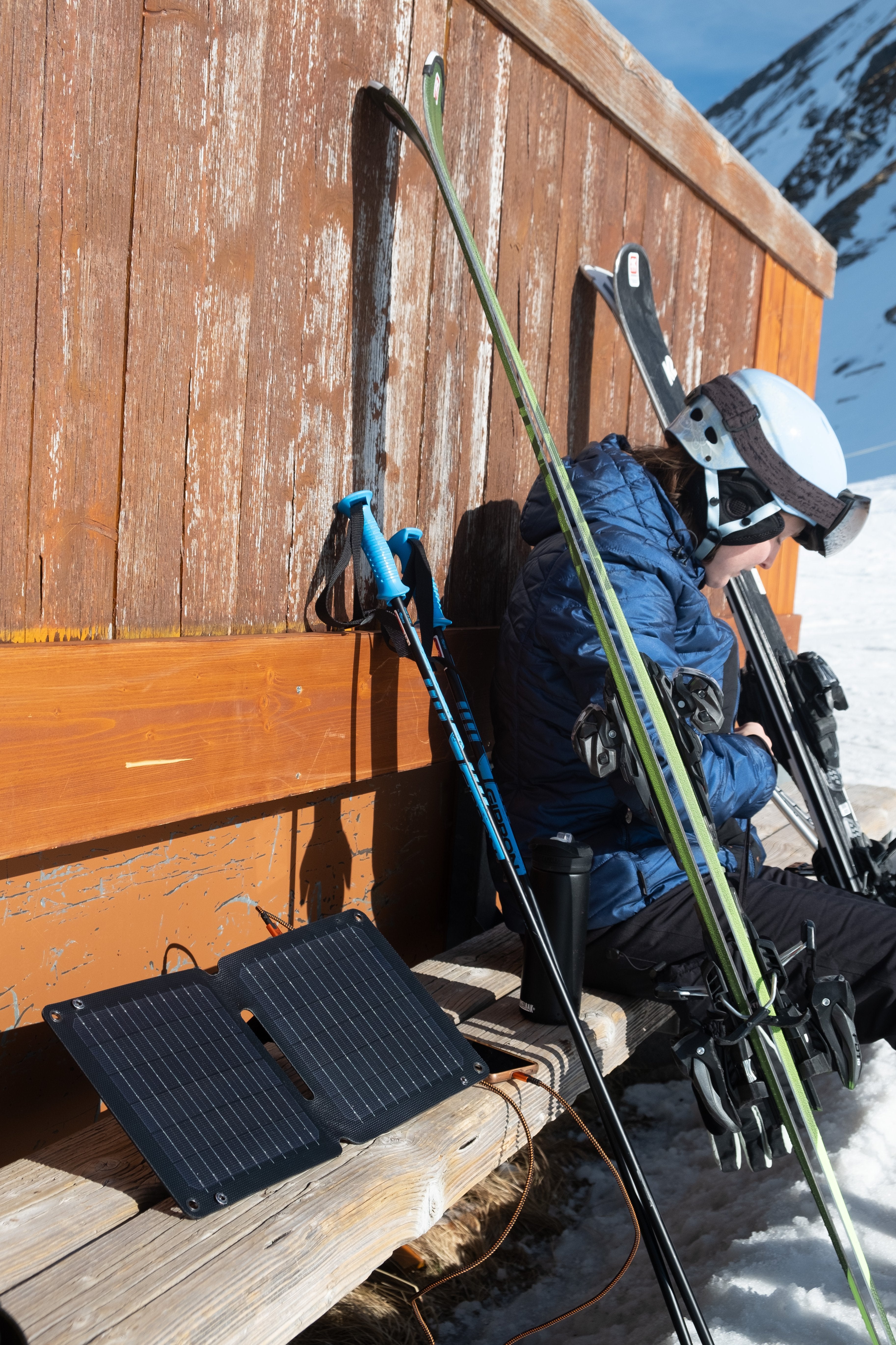 Panel Solar Plegable Xr2s14 14w Negro Xtorm 14w/ Usb-A, Usb-C/ Certificación Ipx4/ Pantalla Lcd