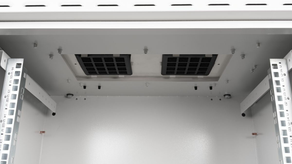 Safe Outdoor 19' Cabinet, 16u, 600x450mm, Ral7035 Grey