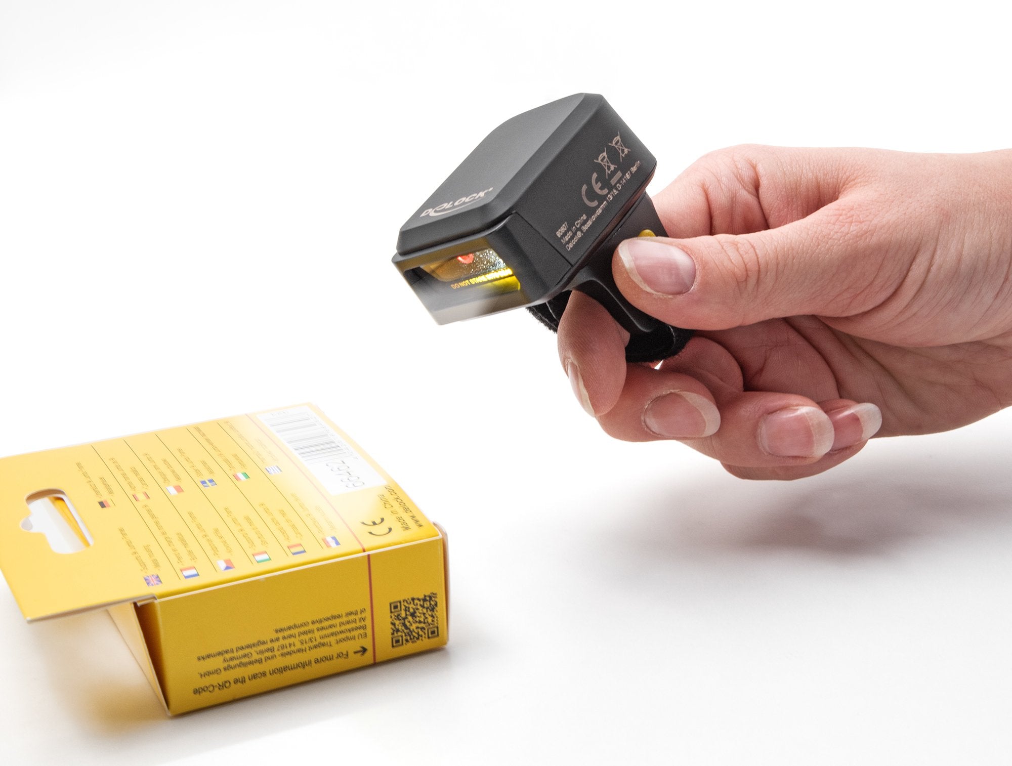 Delock 90610 Escáner De Código De Barras De Anillo 1d Y 2d Con 2,4 Ghz O Bluetooth (2 Piezas) + Estación De Carga