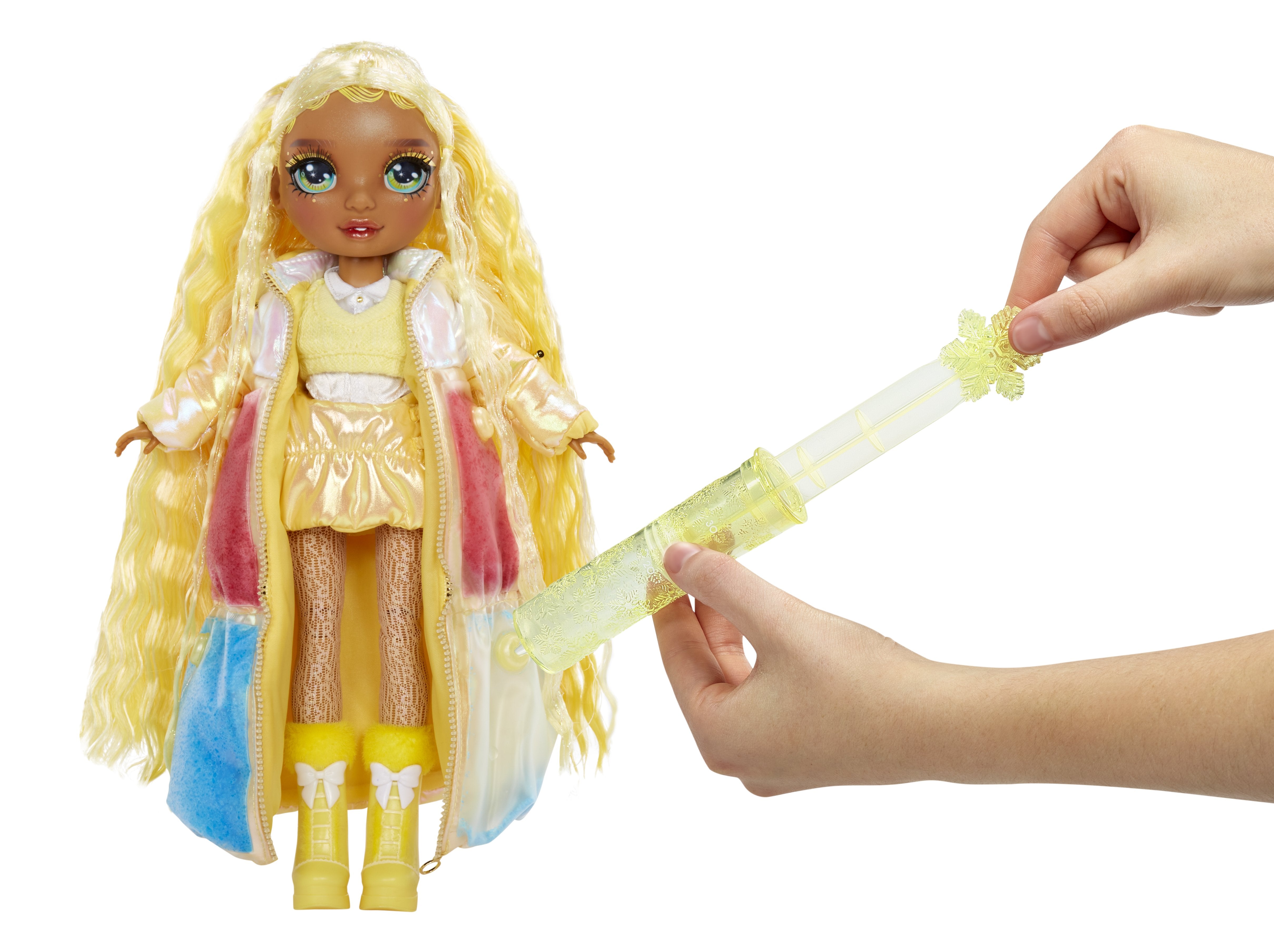 EAN 0035051120858 - Rainbow High Winter Wonderland Doll- Sunny (Yellow) imagen 3