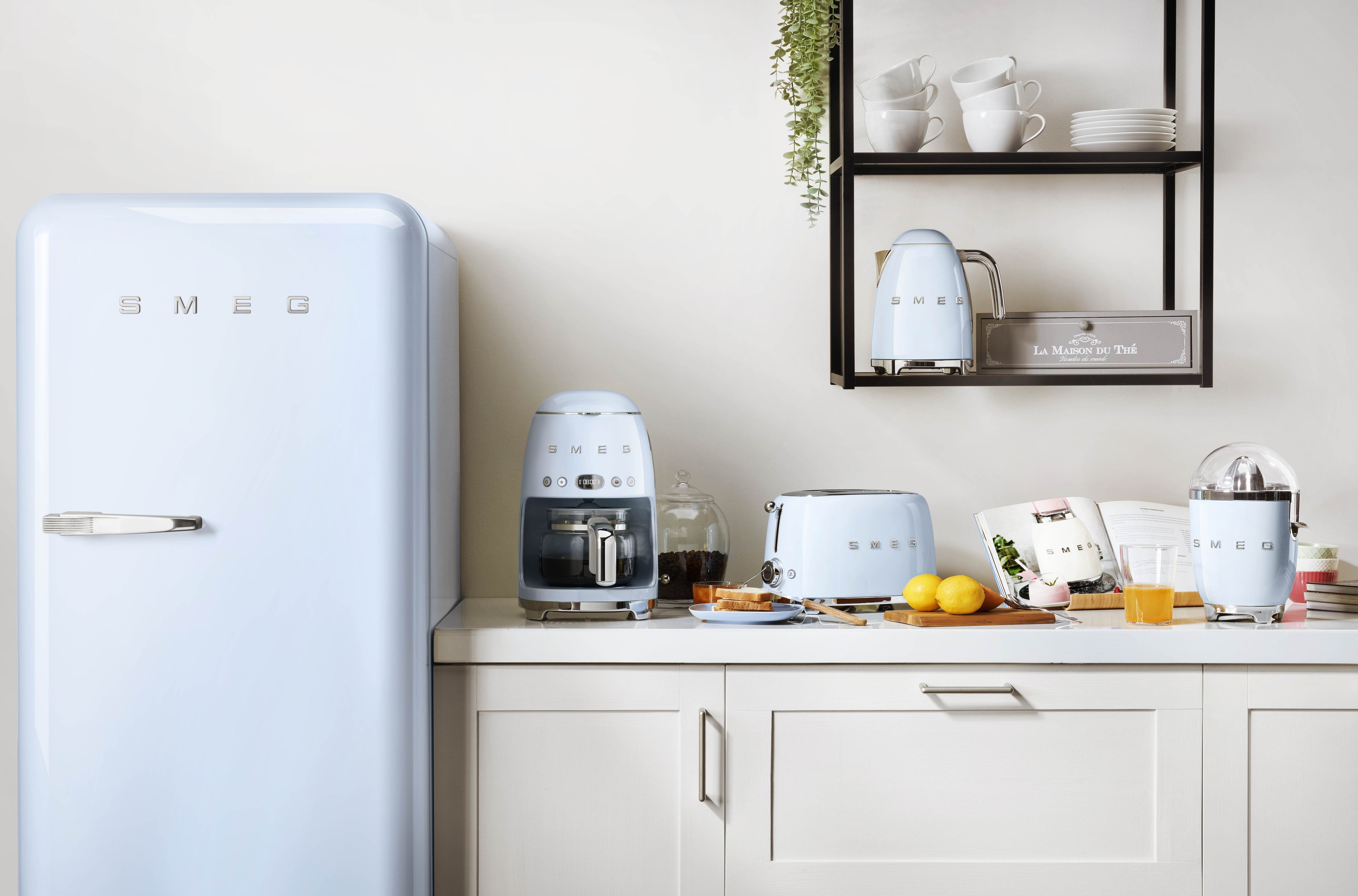 EAN 8017709280529 - Smeg DCF02PBEU cafetera eléctrica Totalmente automática Cafetera de filtro 1,4 L imagen 6