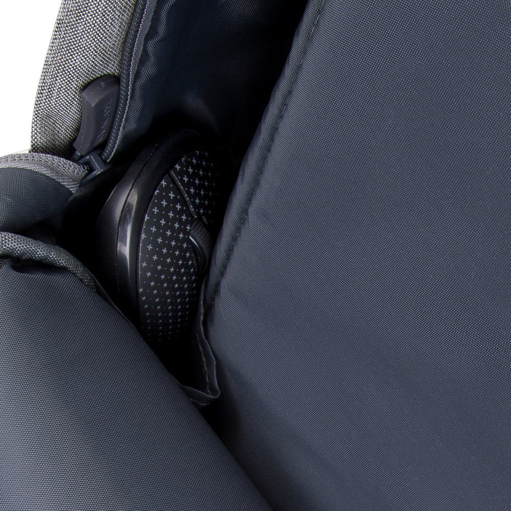 EAN 4260403578308 - Rivacase 7567 43,9 cm (17.3") Bumper Gris, Marina imagen 22