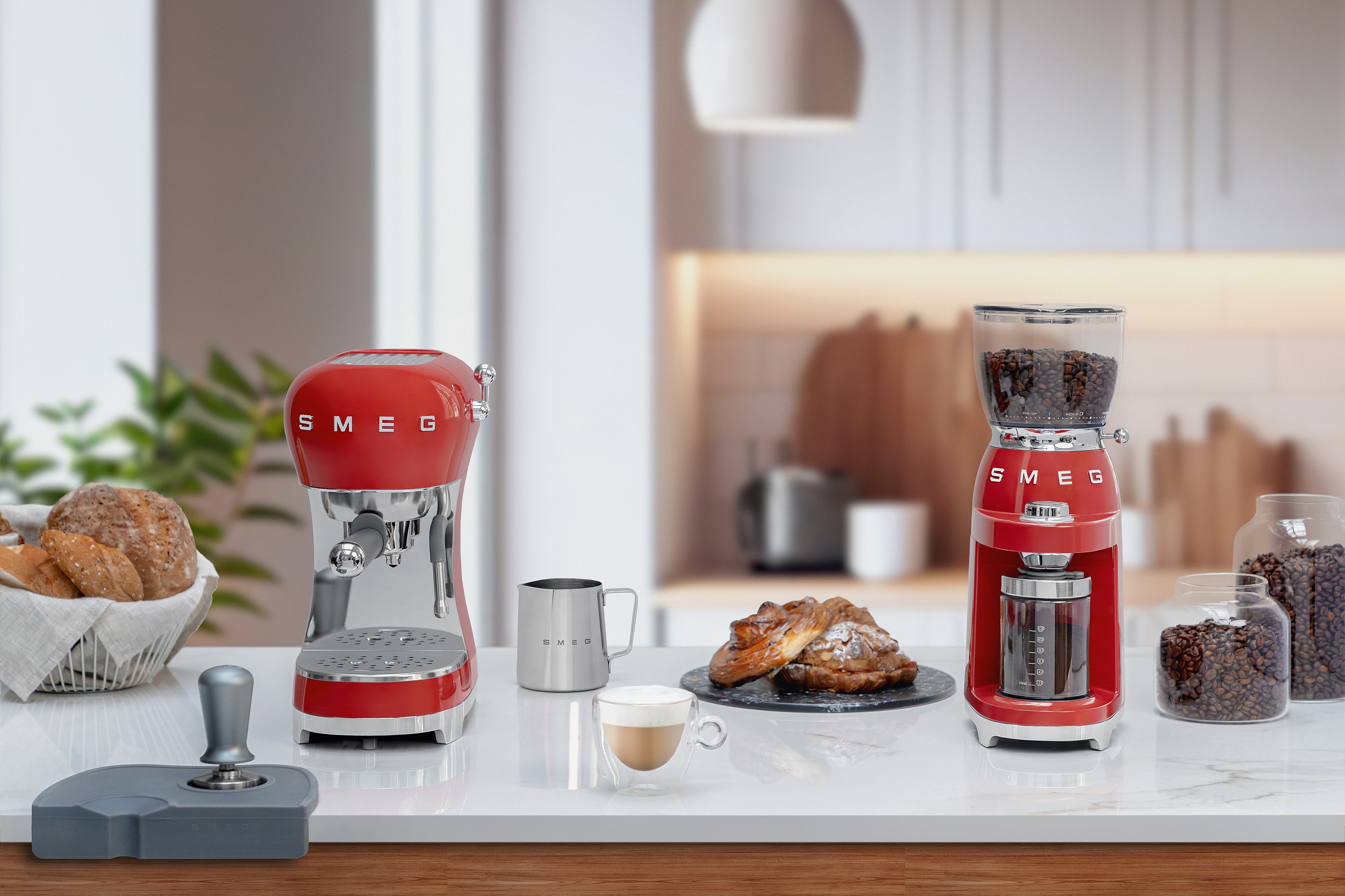 EAN 8017709324797 - Smeg ECF02RDEU cafetera eléctrica Manual Máquina espresso 1,1 L imagen 11