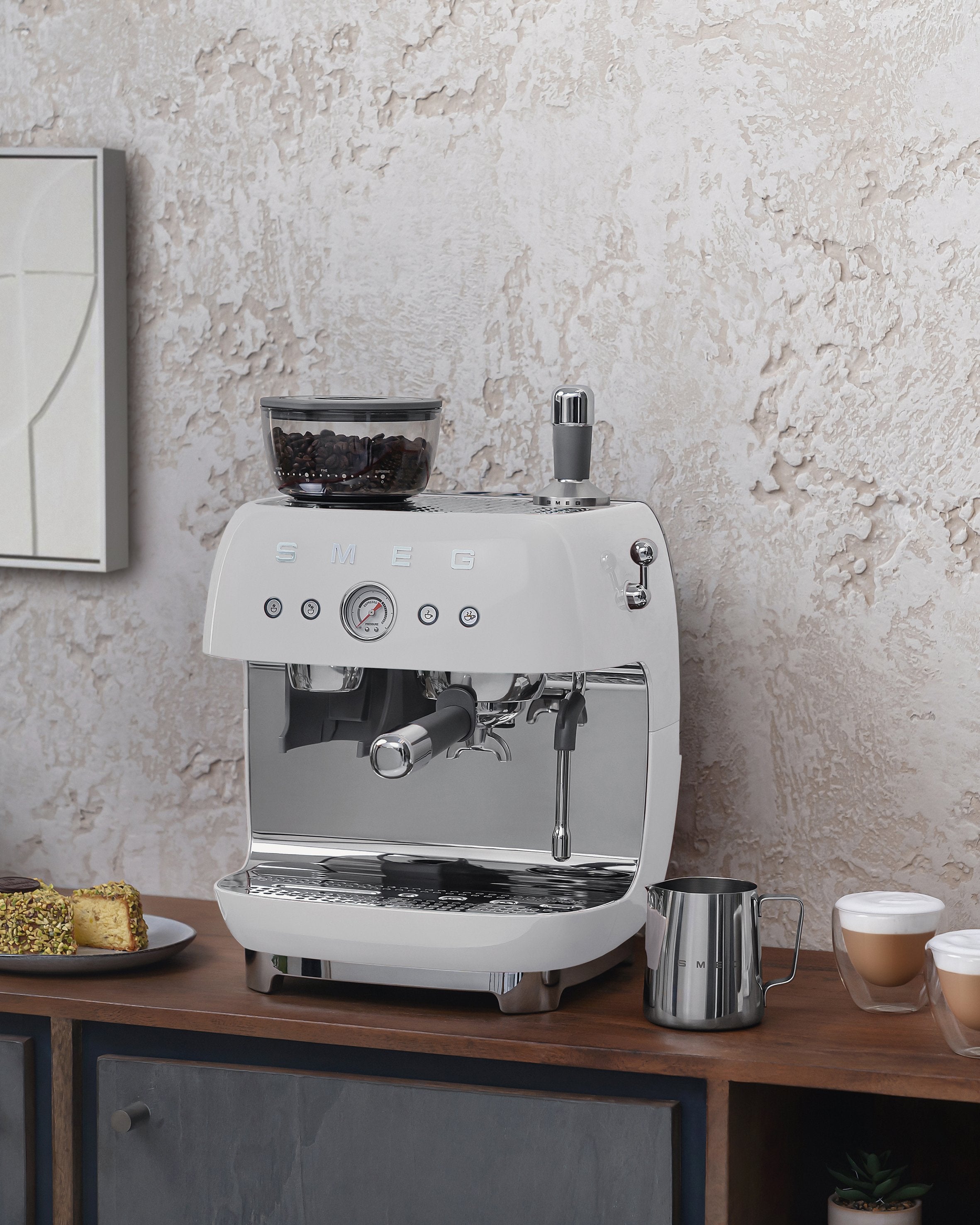 EAN 8017709329853 - Smeg EGF03WHEU cafetera eléctrica Manual Máquina espresso 2,4 L imagen 17