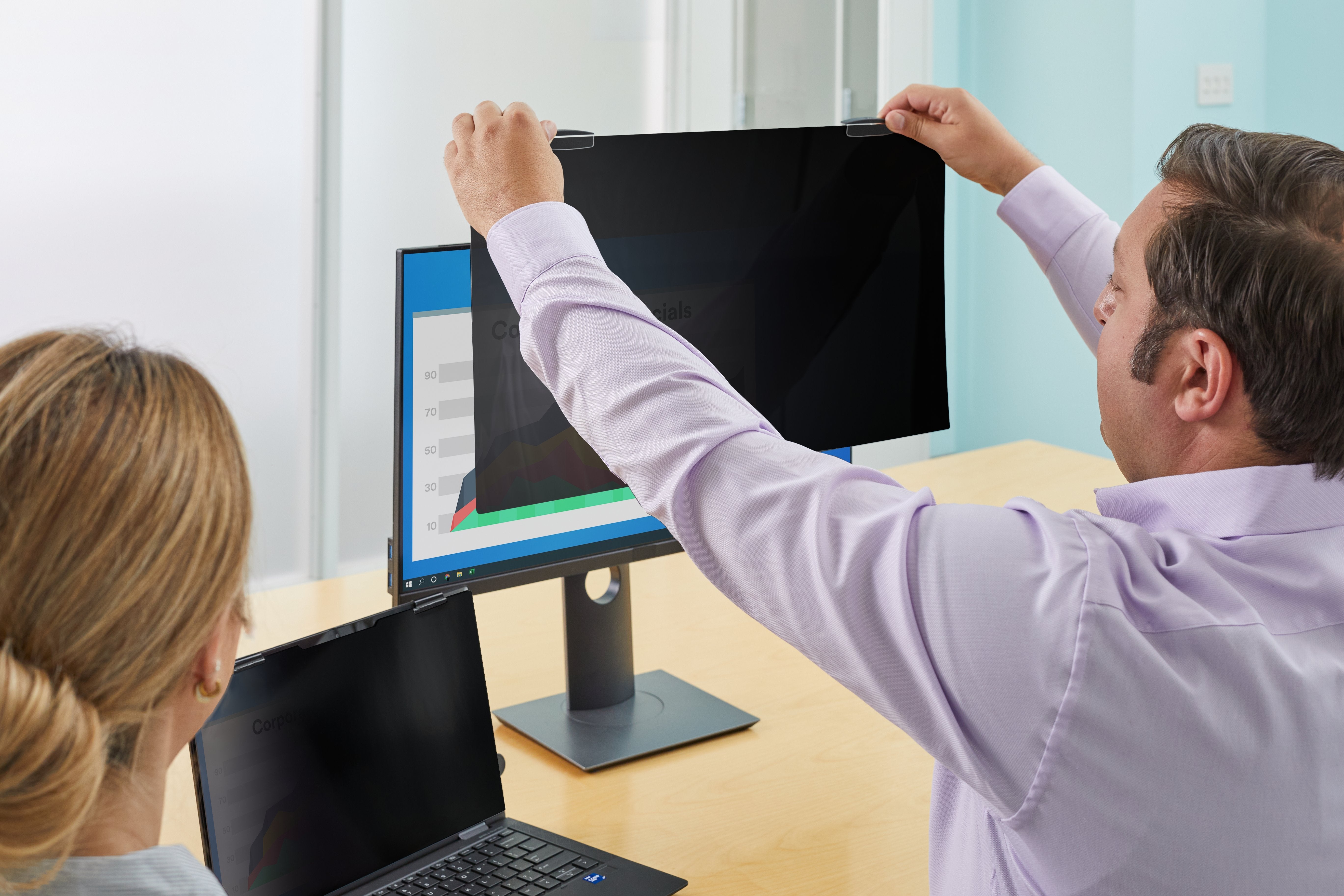 3m Pf240w9em Filtro De Privacidad Para Pantallas Sin Marco 61 Cm 24'' Wide 303(H) X 540(B)Mm