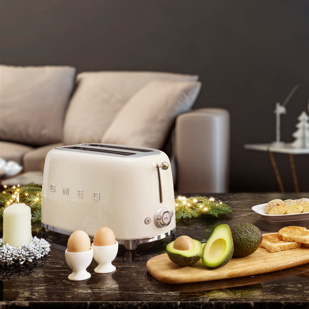 EAN 8017709186920 - Smeg TSF01CREU tostadora 6 2 rebanada(s) 950 W Crema de color imagen 11