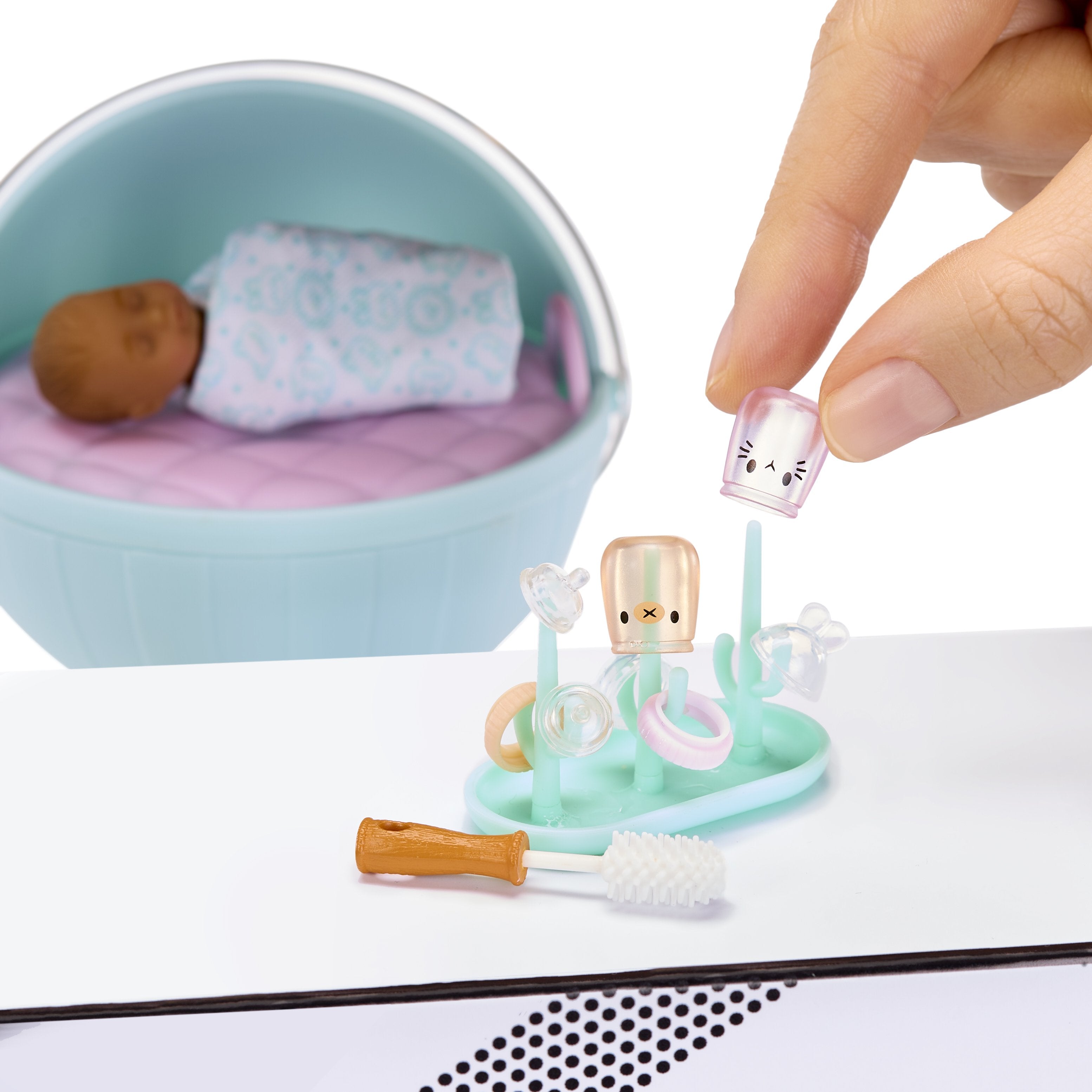 EAN 35051571261 - Miniverse Make It Mini Real Baby imagen 9