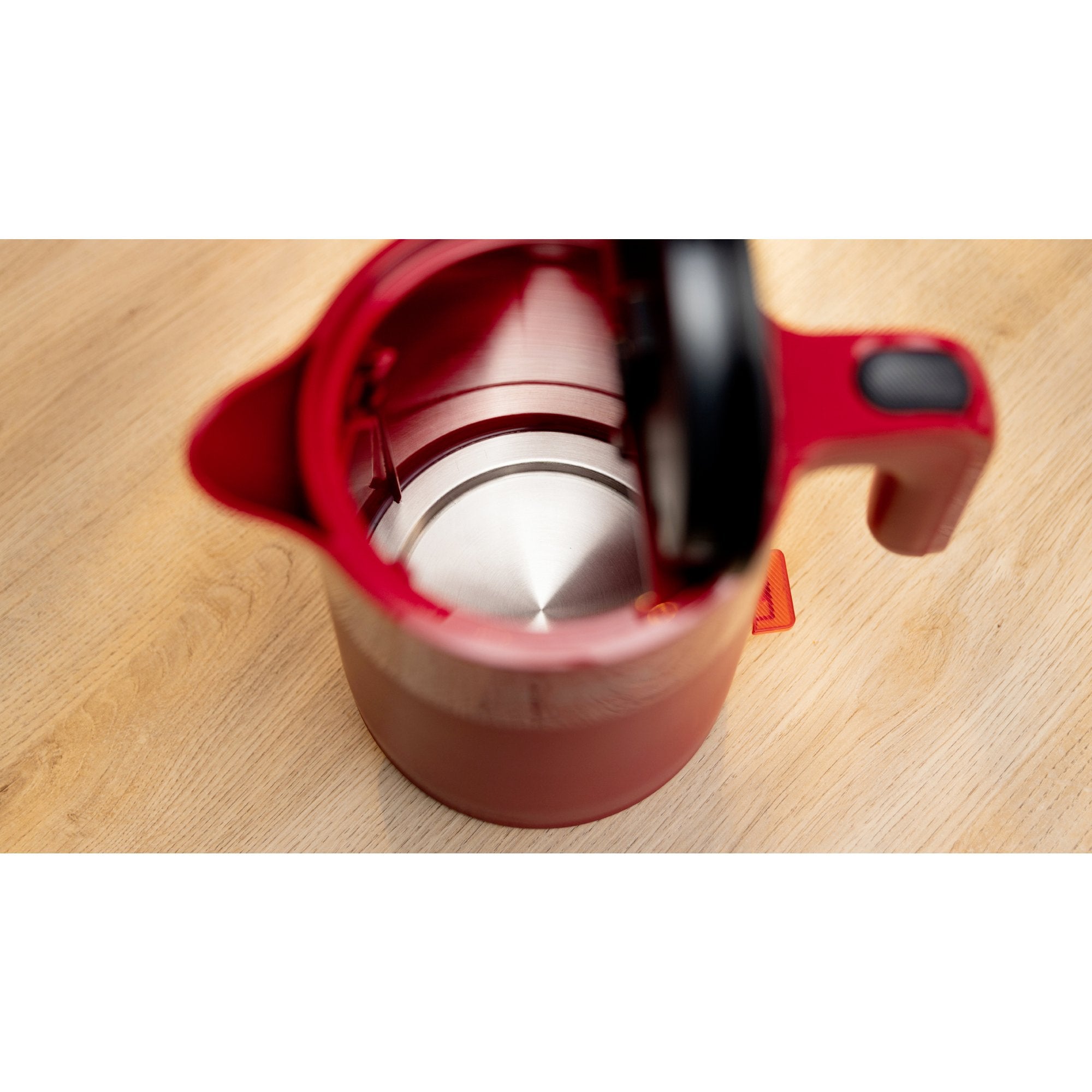 EAN 4242005397877 - Bosch TWK2M164 tetera eléctrica 1,7 L 2400 W Negro, Gris, Rojo imagen 6