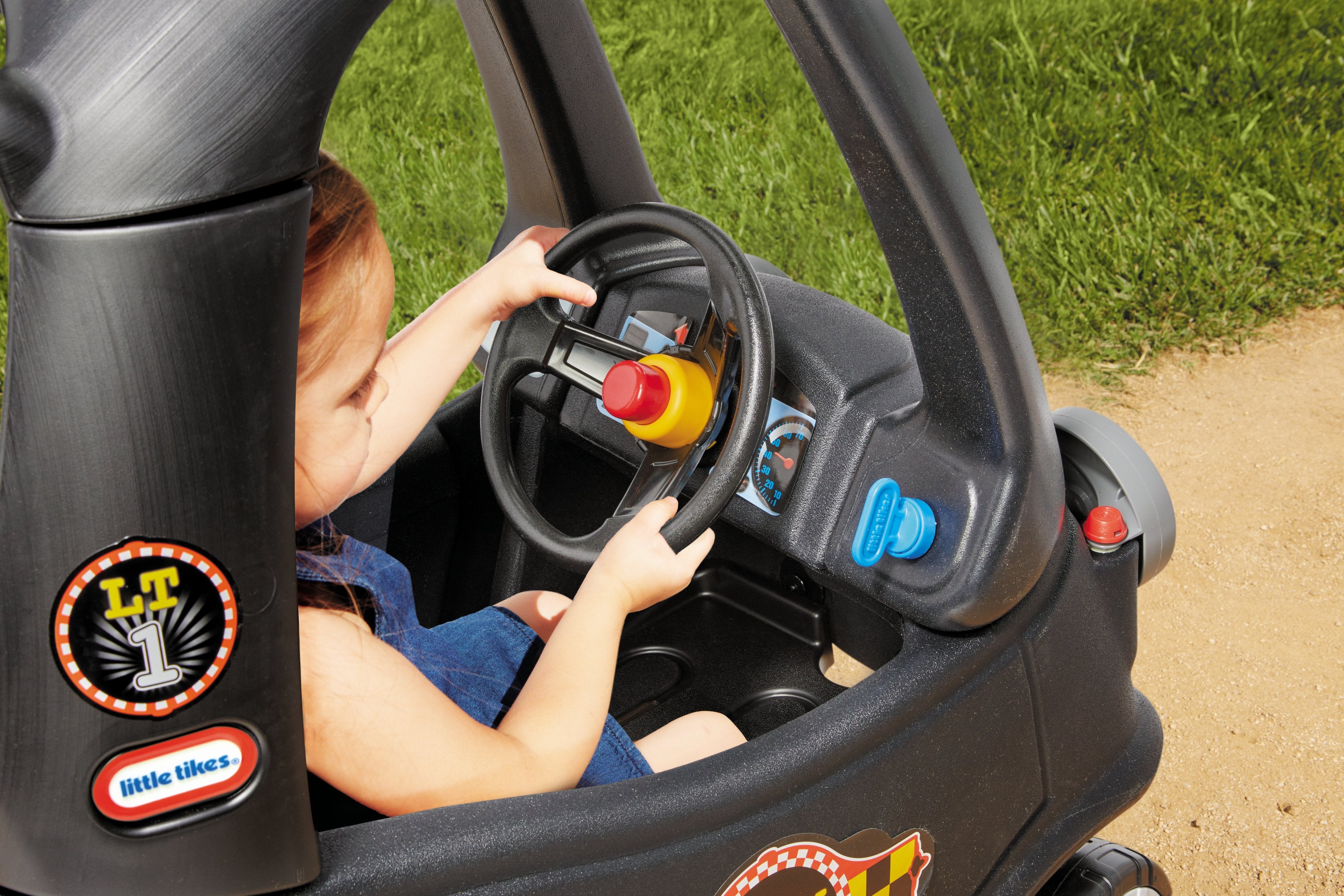EAN 0050743172182 - Little Tikes Cozy Coupe Cab Correpasillos con forma de coche imagen 3
