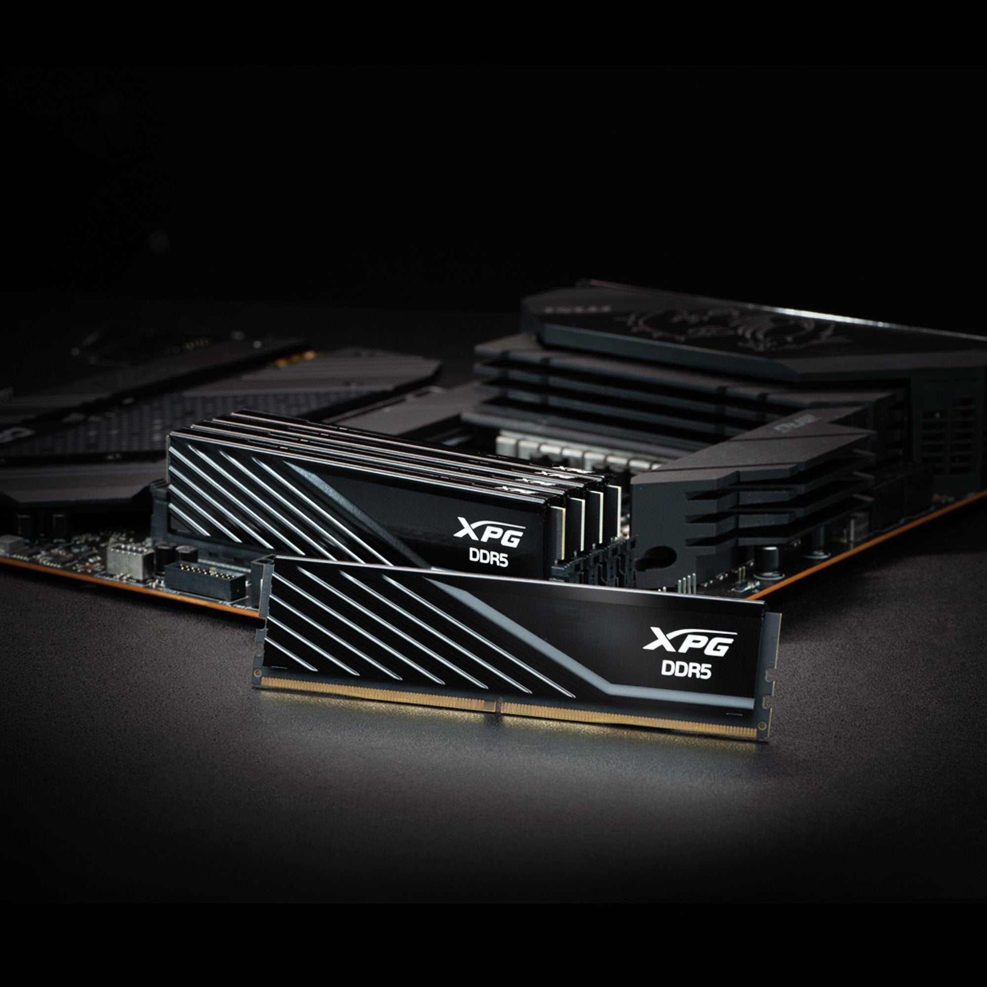 Memoria Adata 8 Gb Ddr5-5600 1x 8 Gb, Ram Negro, Ax5u5600c468g-Slabbk, Xpg Lancer Blade, Intel Xmp, Amd Expo Ax5u5600c468g-Slabbk
