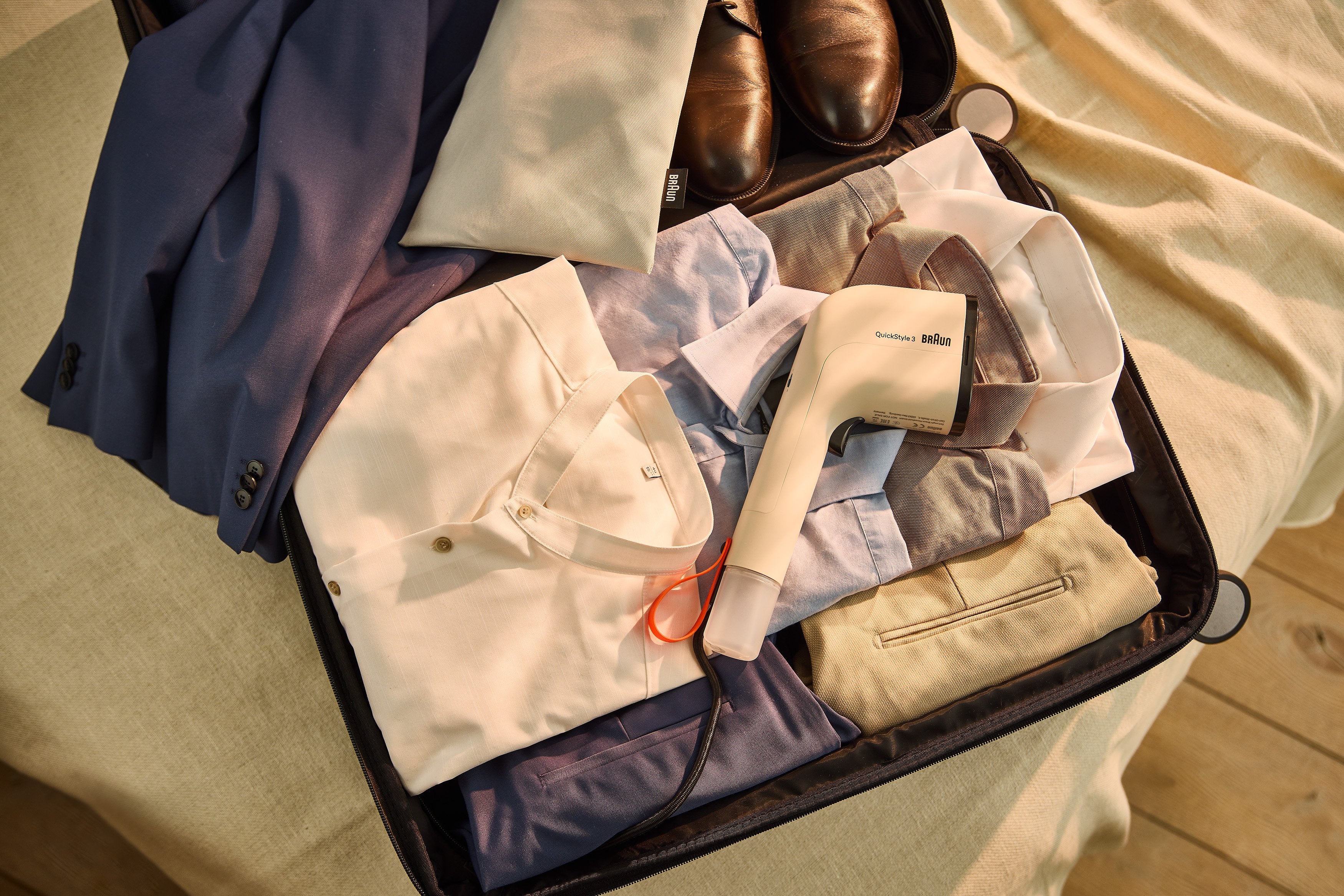 EAN 8021098005700 - Braun GS 3012 Vaporizador manual de prendas 0,07 L 1100 W Beige imagen 4