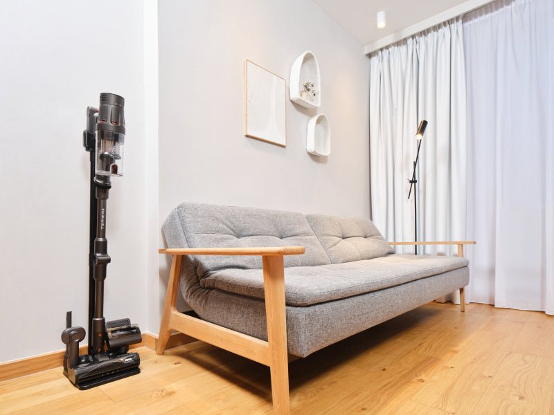 Aspiradora Eta Eta524790000 Terier De Mano, Inalámbrica, Autonomía 80 Min., Depósito De Polvo 0,5 L, Negra