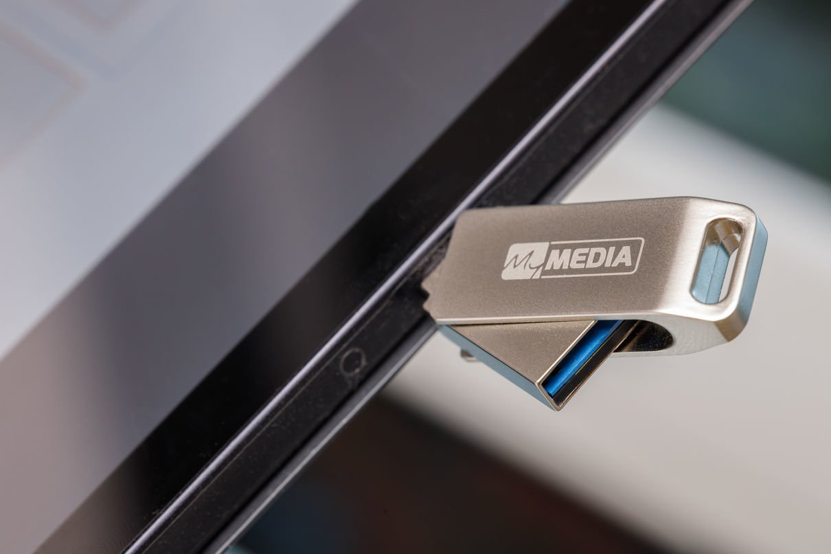 EAN 0023942692713 - MyMedia MyDual USB 3.2 Gen 1 unidad flash USB 128 GB USB Type-A / USB Type-C 3.2 Gen 1 (3.1 Gen 1) Plata imagen 5