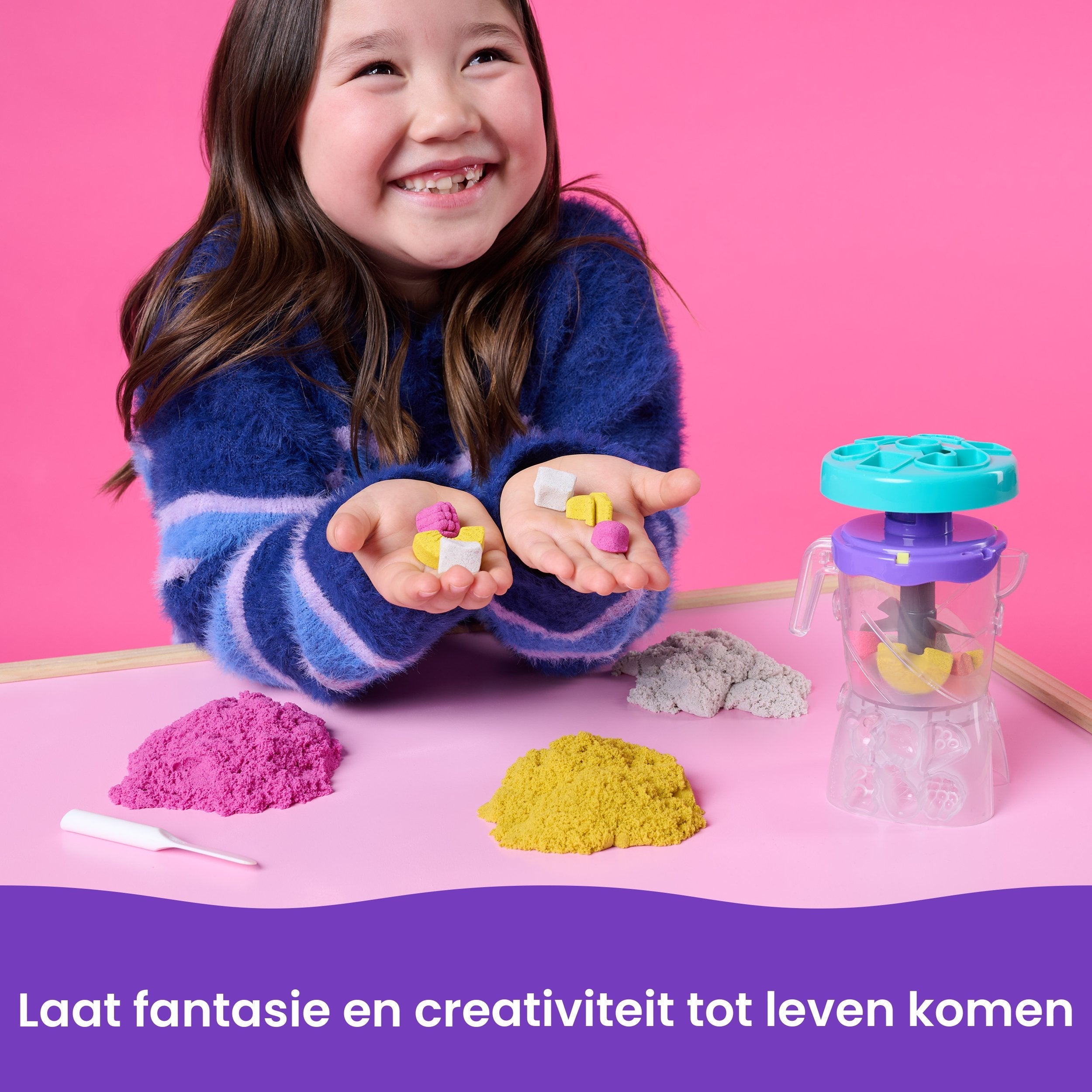 Spin Master Kinetic Sand - Set De Juego Smoothie Mixer, Arena De Juego Con 397 Gramos De Arena En 3 Colores 6075121