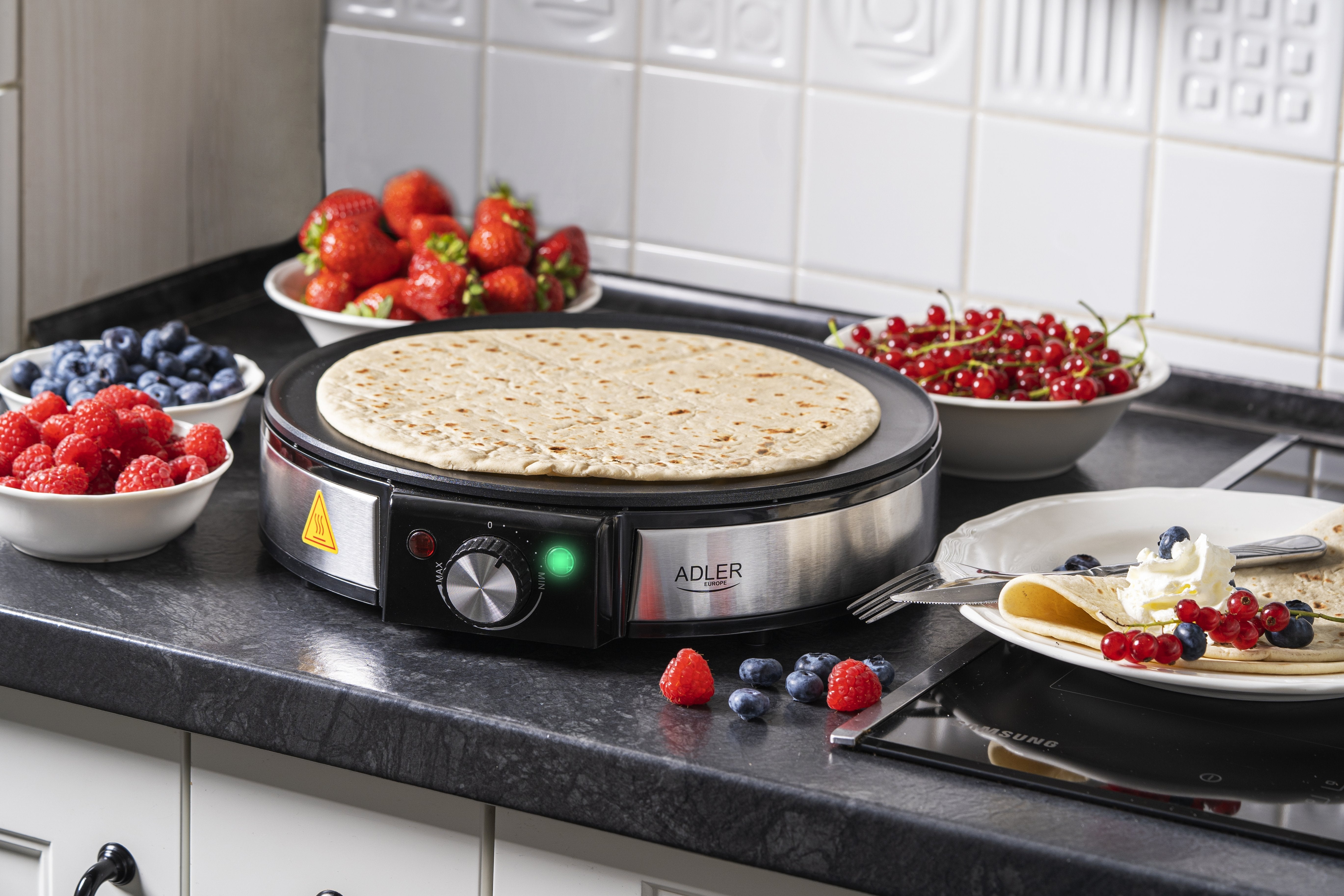 Adler Ad 3058 Crepe Maker, 1600 W, 30 Cm, Stainless Steel Black
