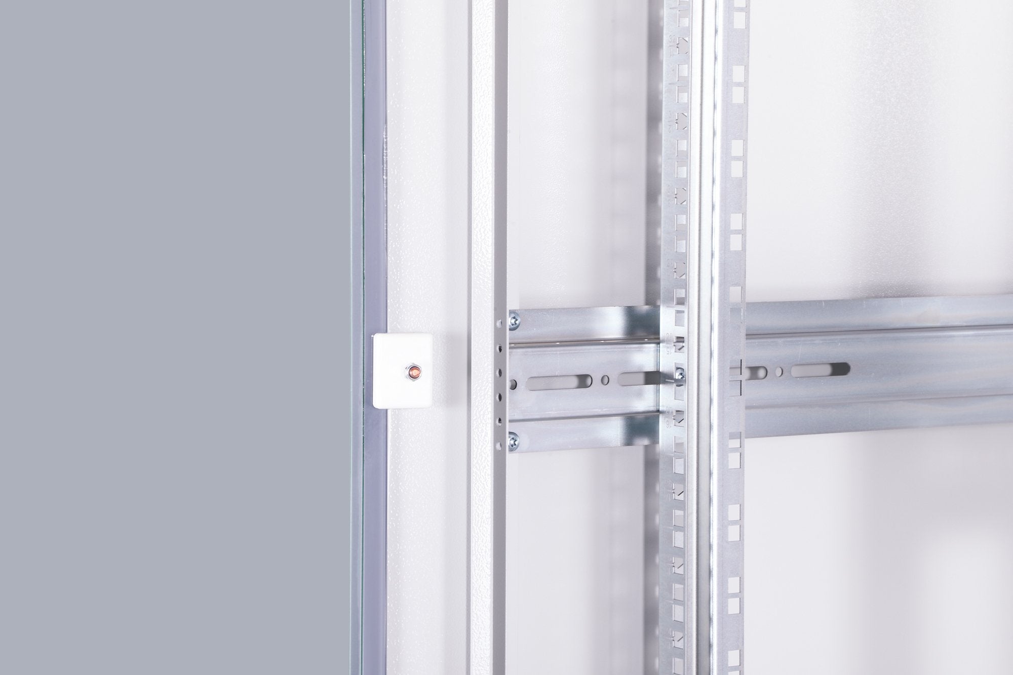 Digitus Netzwerkschrank Unique 42he 2053x600x800mm Grau