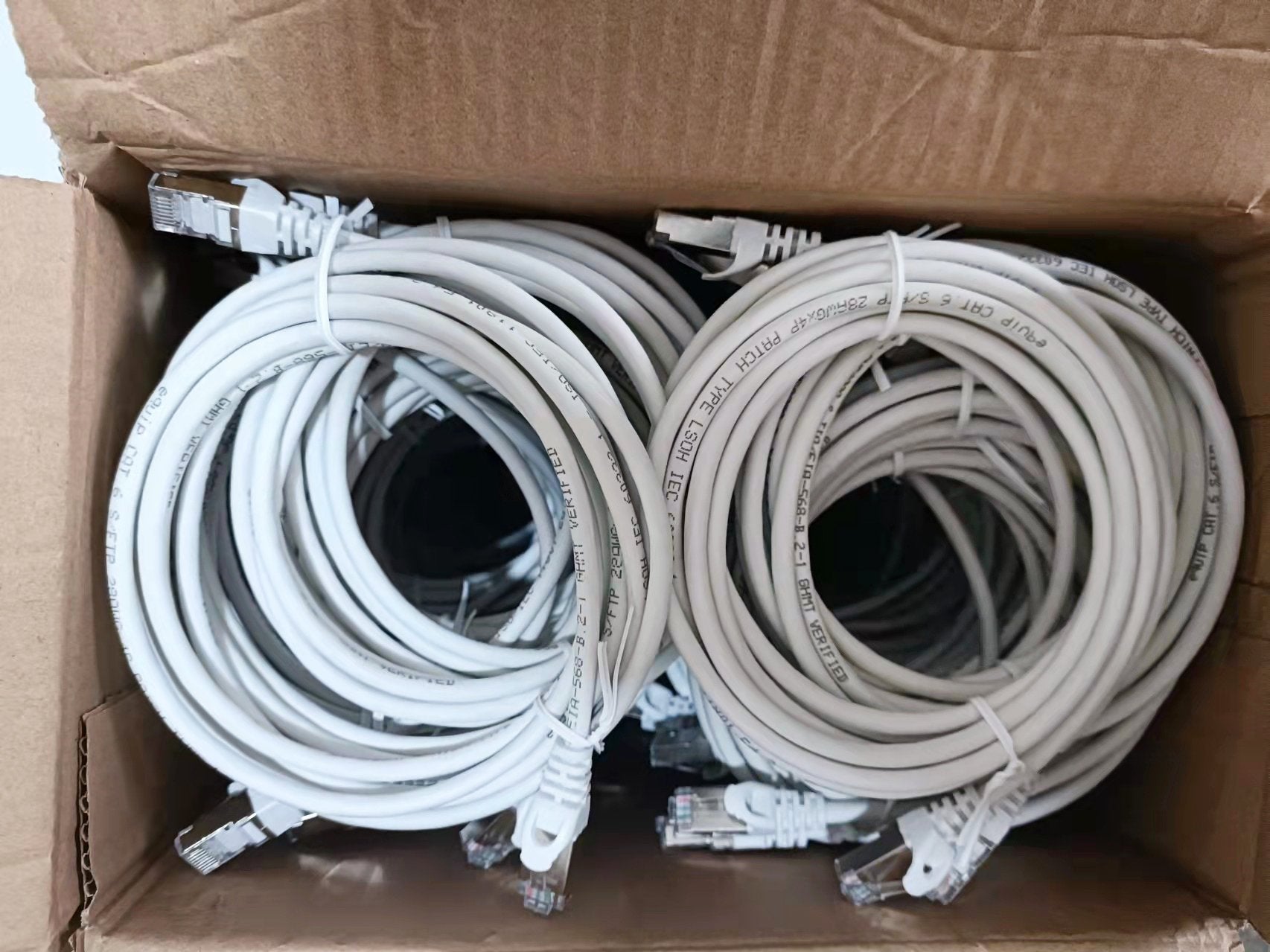 EAN 4015867228098 - Equip 635512 cable de red Blanco 3 m Cat6 S/FTP (S-STP) imagen 3