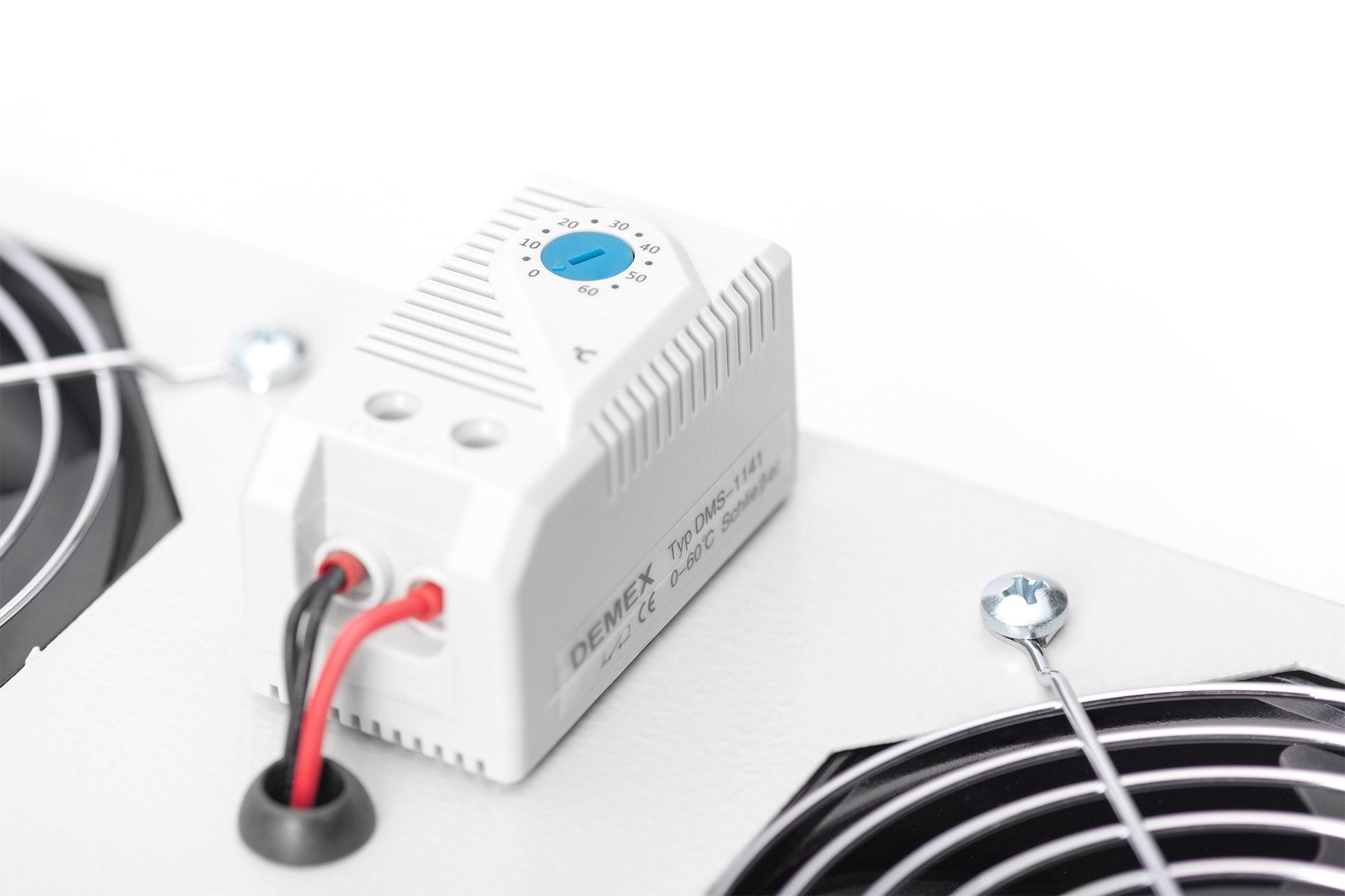 Digitus Módulos De Ventilación Para Carcasas De Pared De 19 Ip55 (Fan For Wall Mount - F/ Ip55)