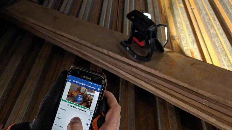 EAN 3165140976411 - Bosch GLI 18V-4000 C PROFESSIONAL Negro, Azul LED imagen 4