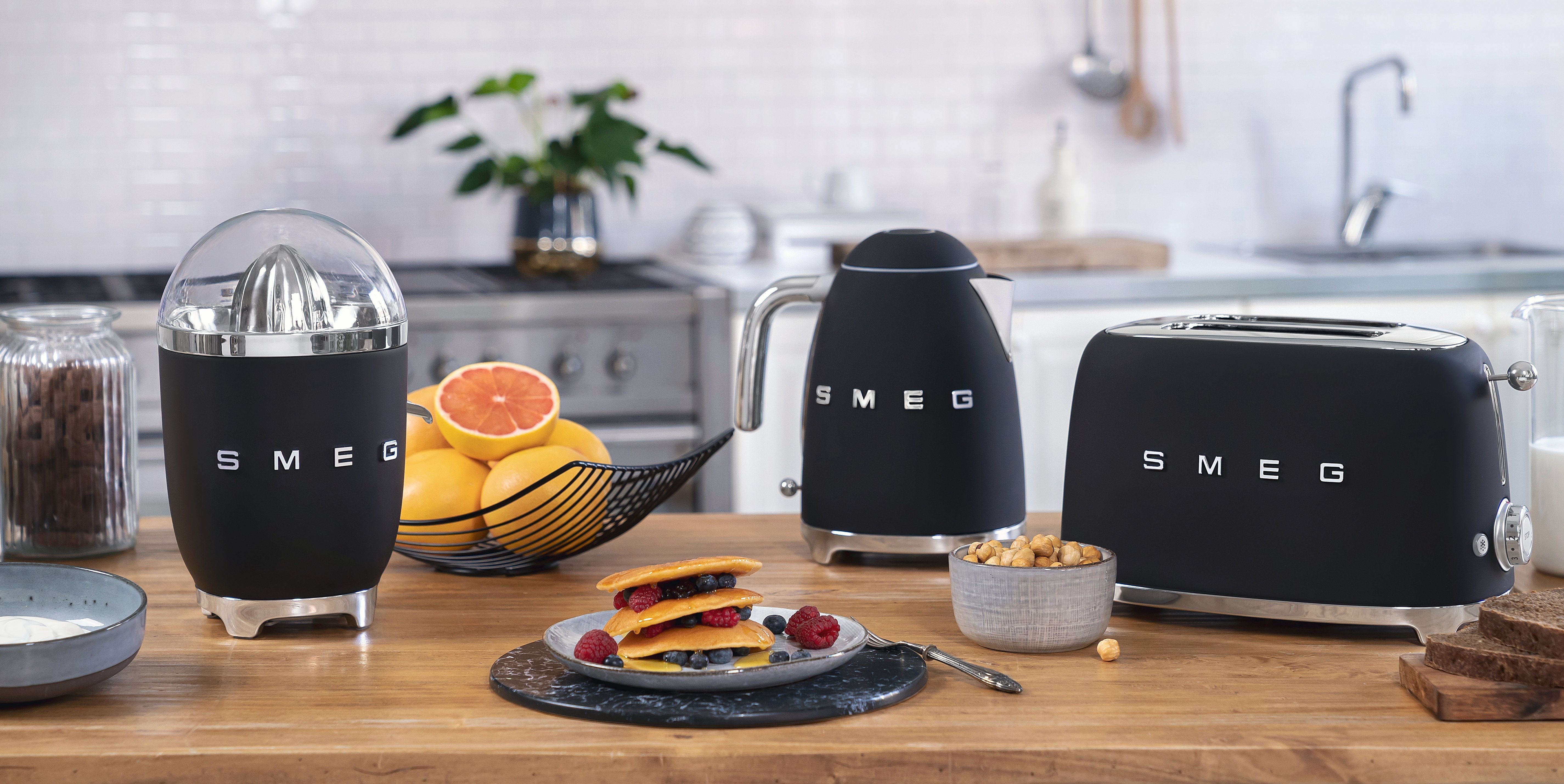 EAN 8017709290757 - Smeg TSF01BLMEU tostadora 6 2 rebanada(s) 950 W Negro, Acero inoxidable imagen 9