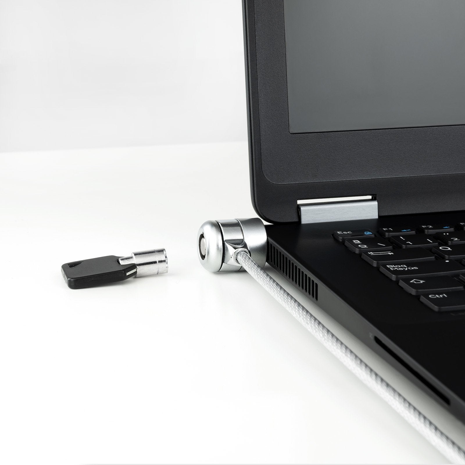 Tooq Cable De Seguridad Universal Con Llave Para Portatiles - Acero 4.5mm - Longitud 1.50m