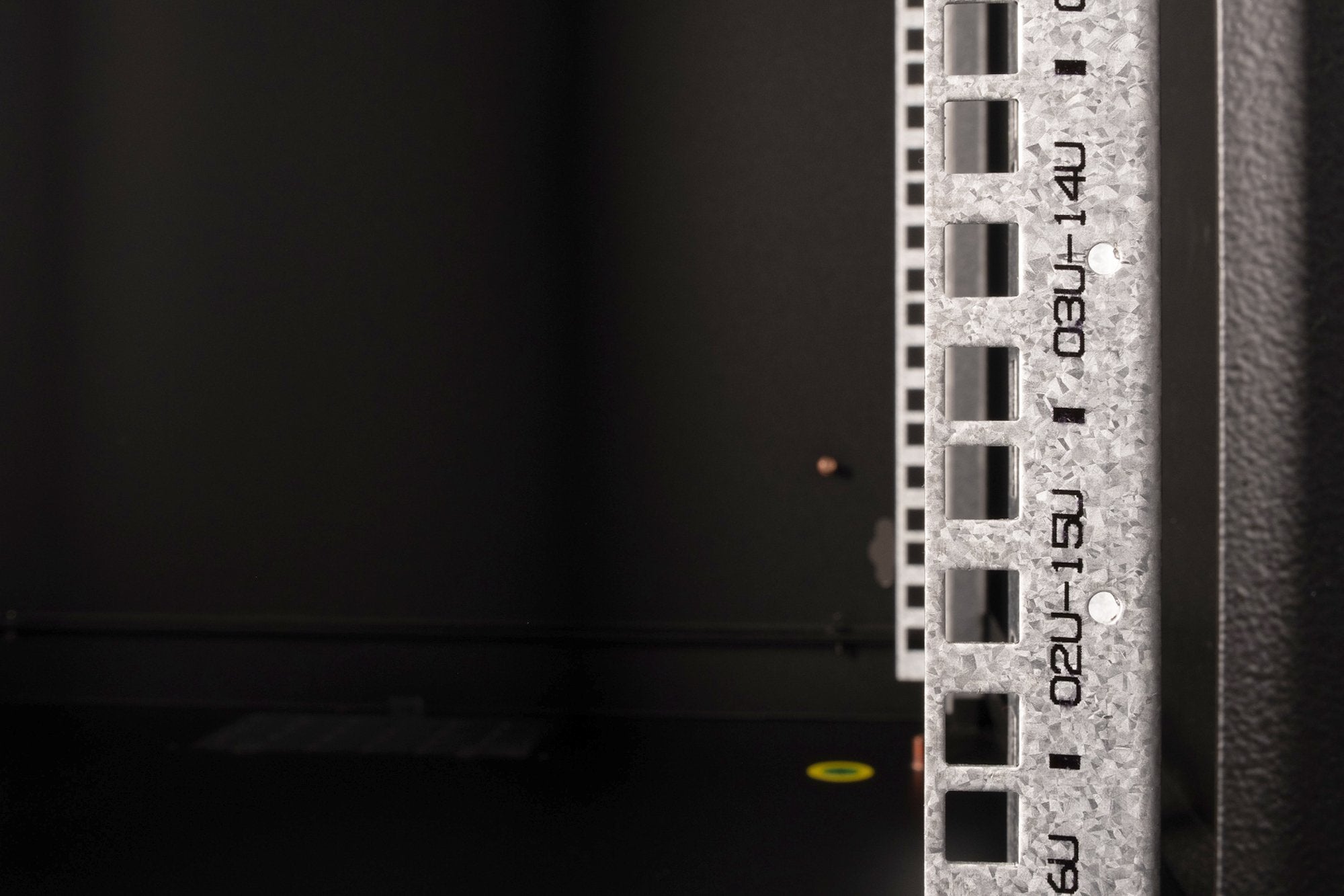 EAN 4016032257677 - Digitus DN-19 16U-6/6-SW armario rack Bastidor de pared Negro imagen 6