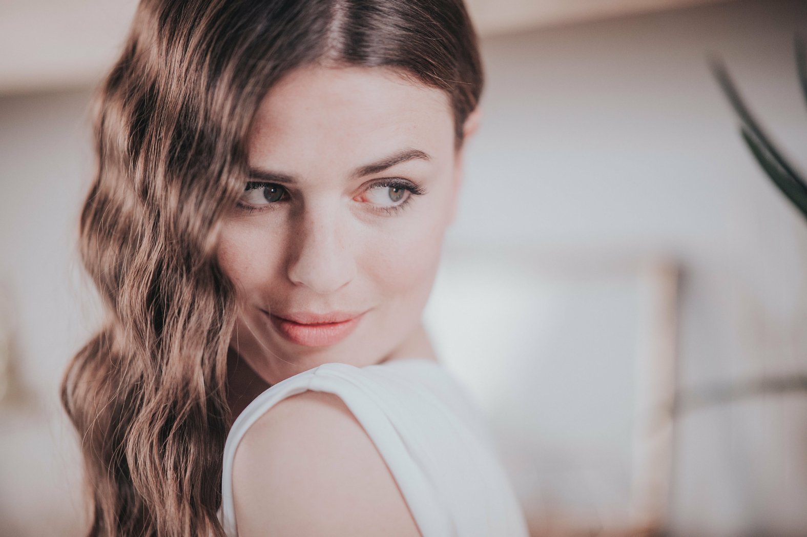 Plancha Rowenta Waves Addict Cf4710f0 Con Múltiples Accesorios Caliente Negro, Oro