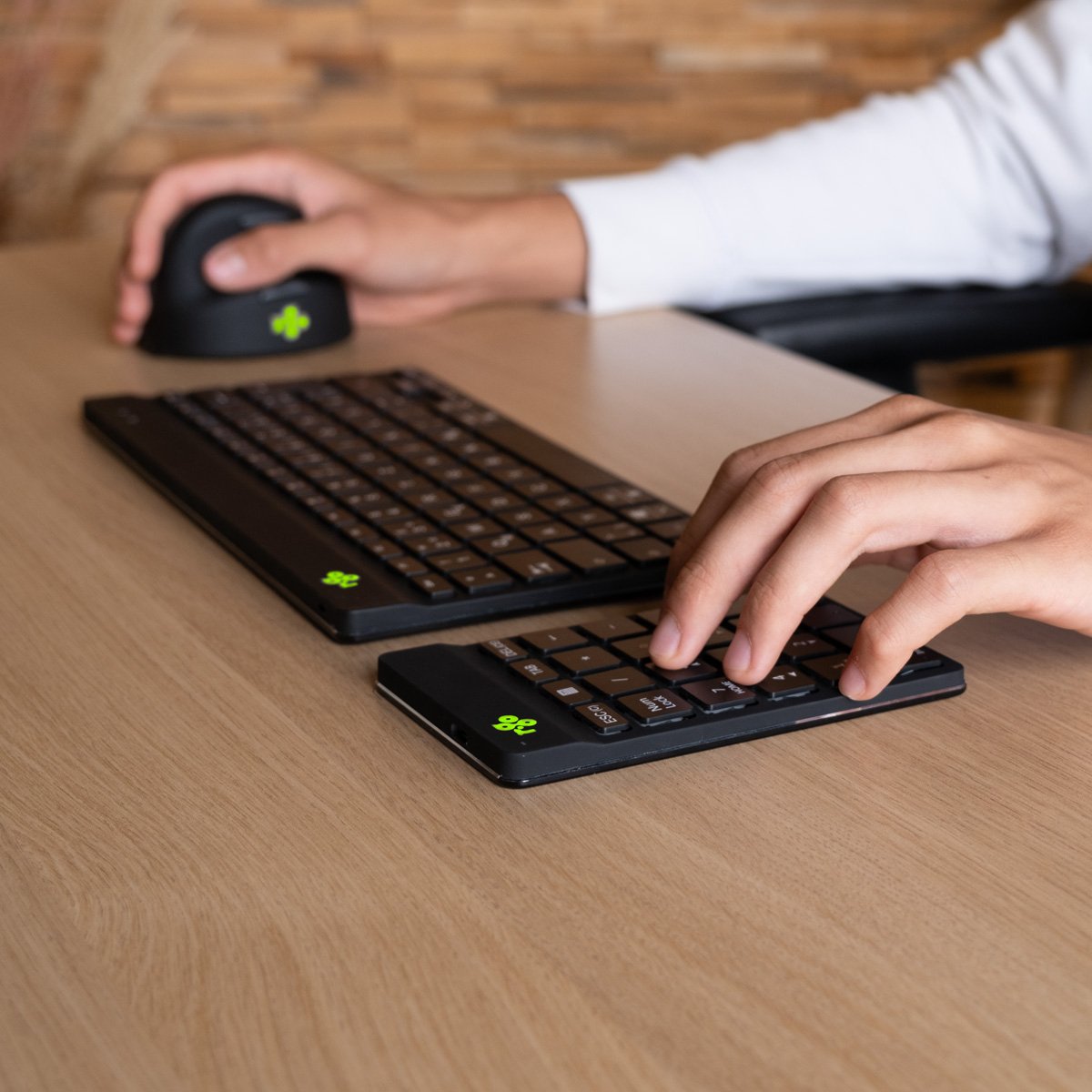 EAN 8719274491569 - R-Go Tools RGOCONMWLBL teclado numérico Universal imagen 3
