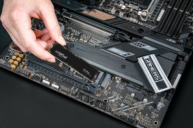 EAN 0649528918857 - Crucial P3 Plus 4 TB M.2 PCI Express 4.0 NVMe 3D NAND imagen 4