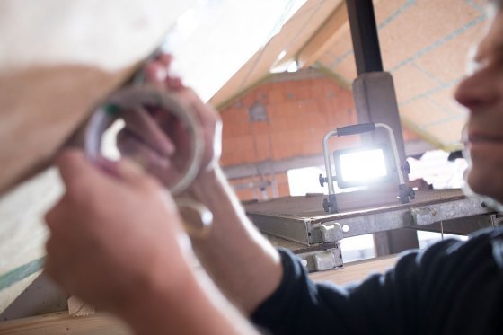 EAN 4007123675685 - Brennenstuhl 1171960205 Reflector Negro, Blanco 20 W LED imagen 9